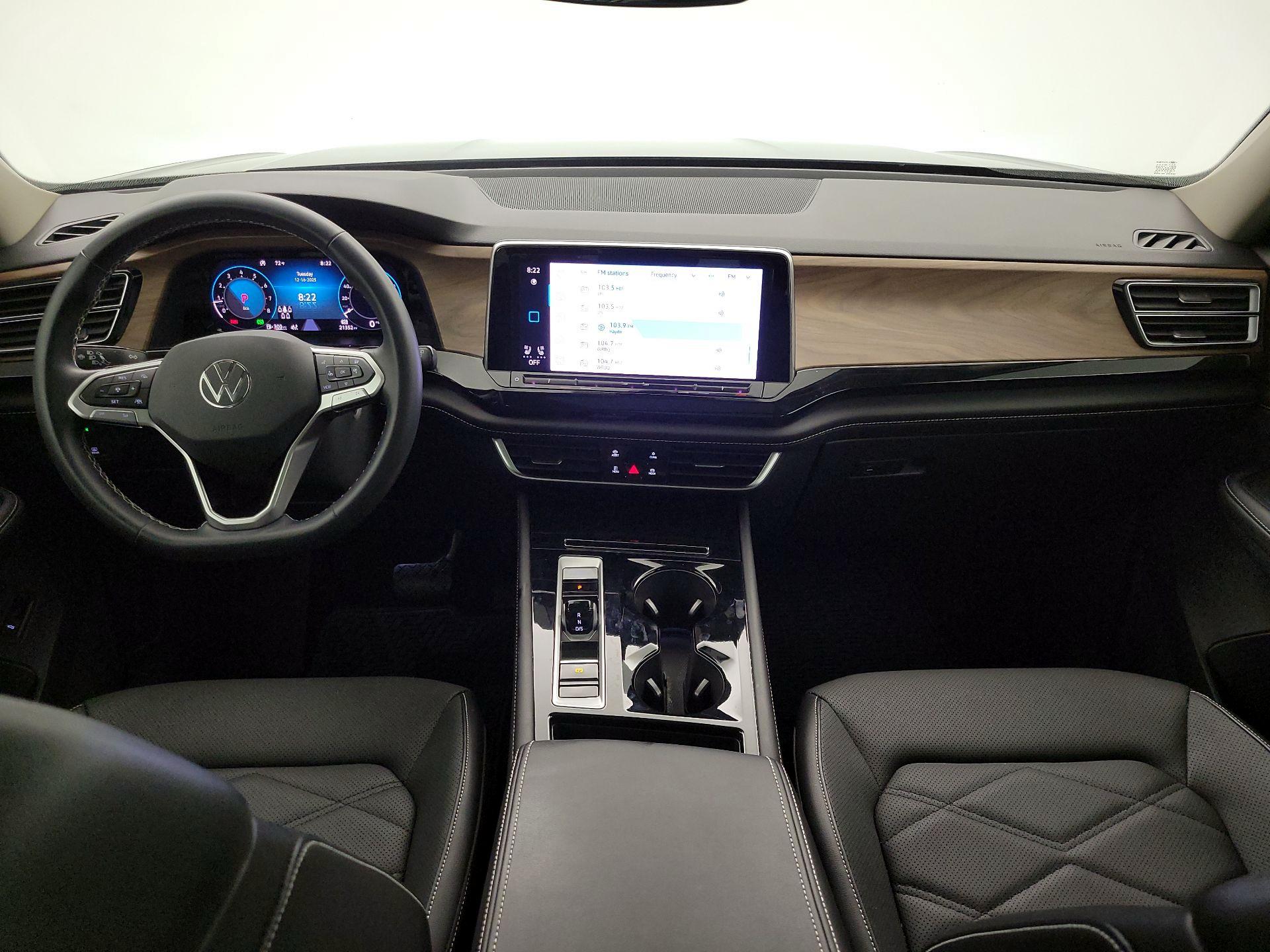 Thumbnail: 2024 Volkswagen Atlas - 9