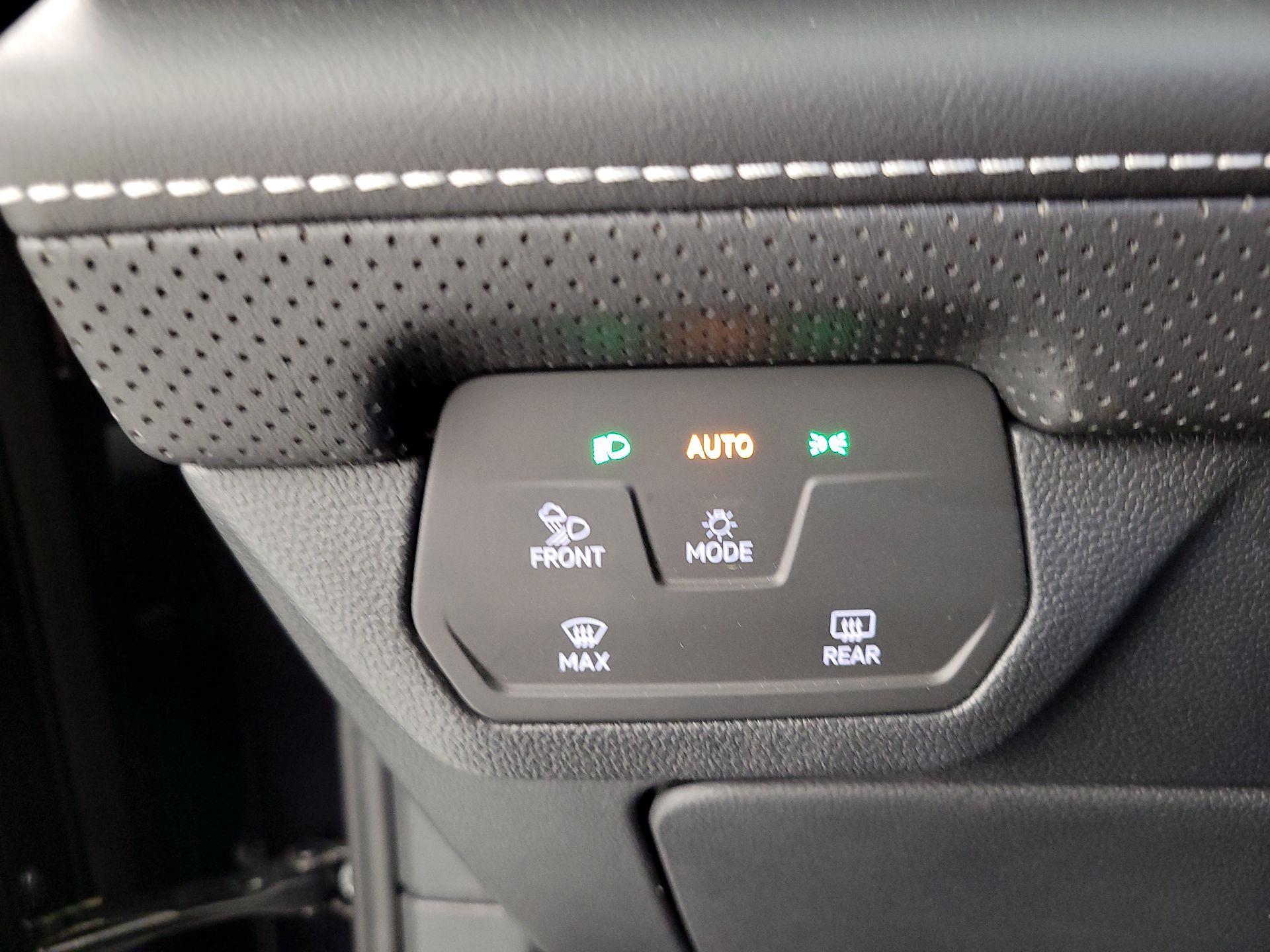 Thumbnail: 2024 Volkswagen Atlas - 13