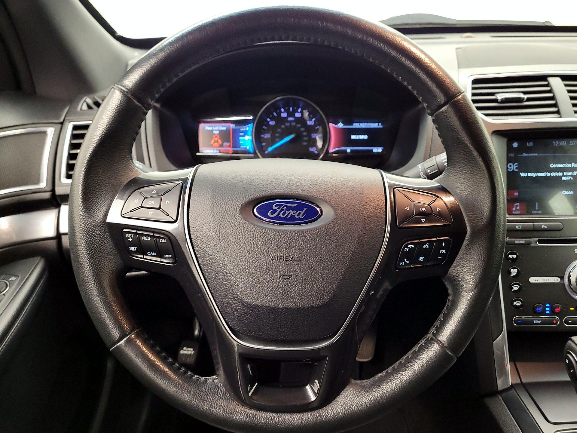 Thumbnail: 2018 Ford Explorer - 10