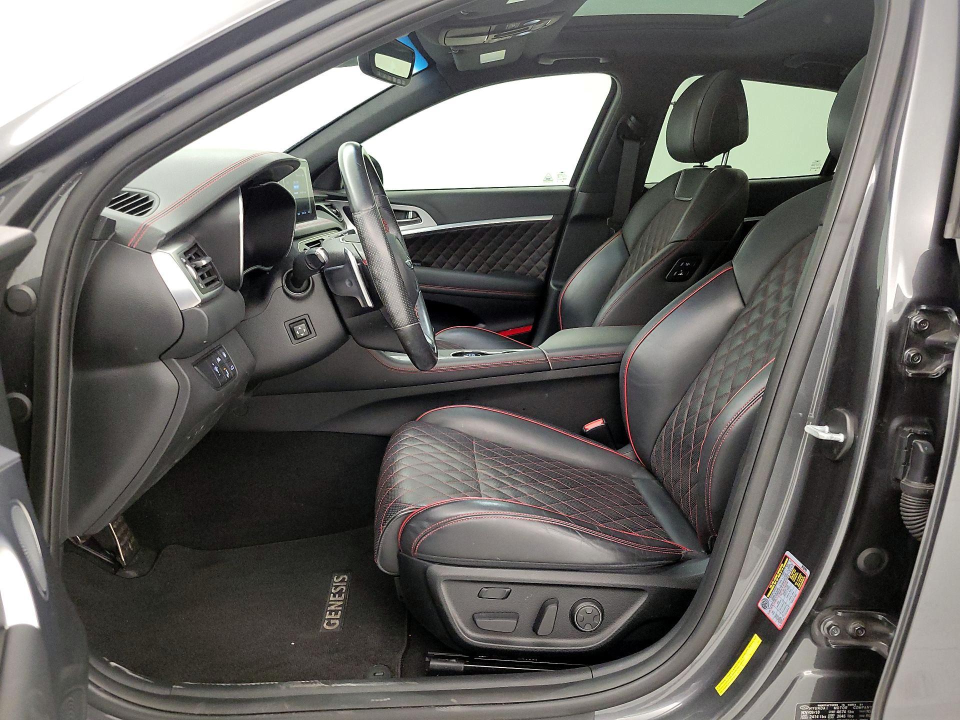 Thumbnail: 2019 Genesis G70 - 11