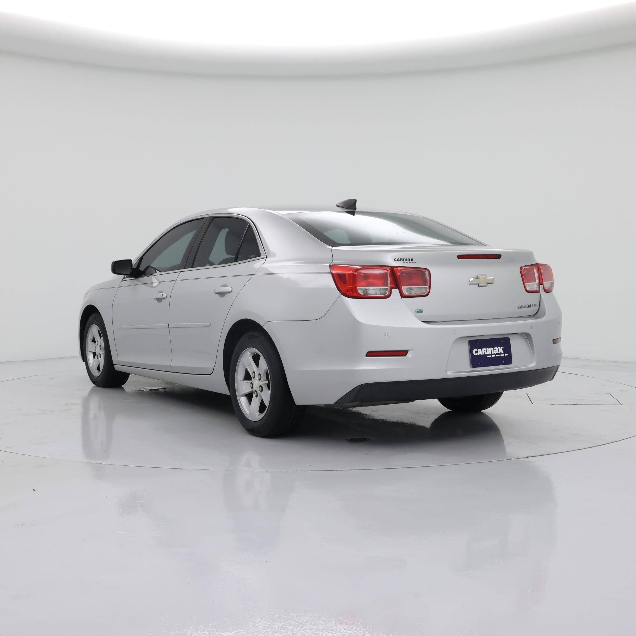 Thumbnail: 2015 Chevrolet Malibu - 2