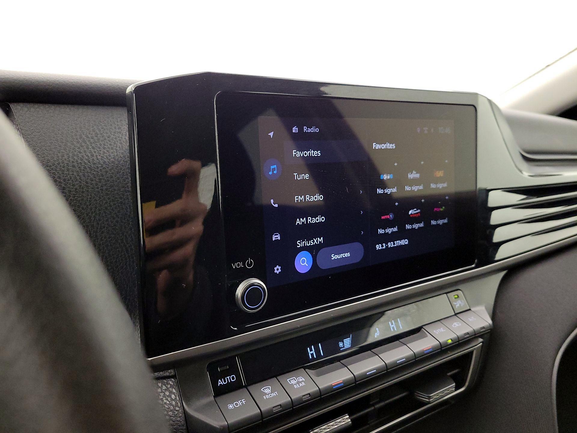 Thumbnail: 2025 Toyota Camry - 15