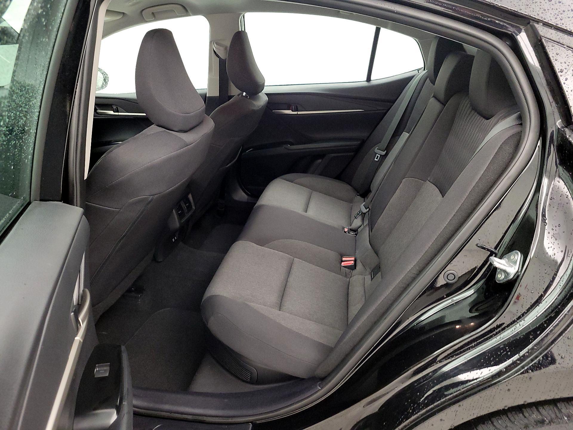 Thumbnail: 2025 Toyota Camry - 19