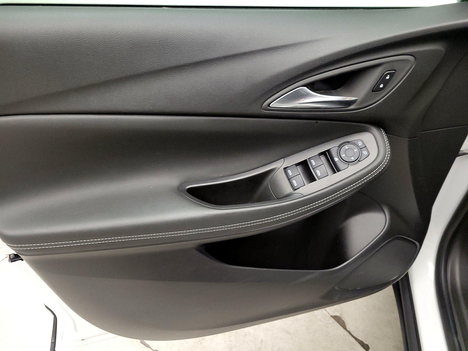 Thumbnail: 2025 Buick Encore GX - 12