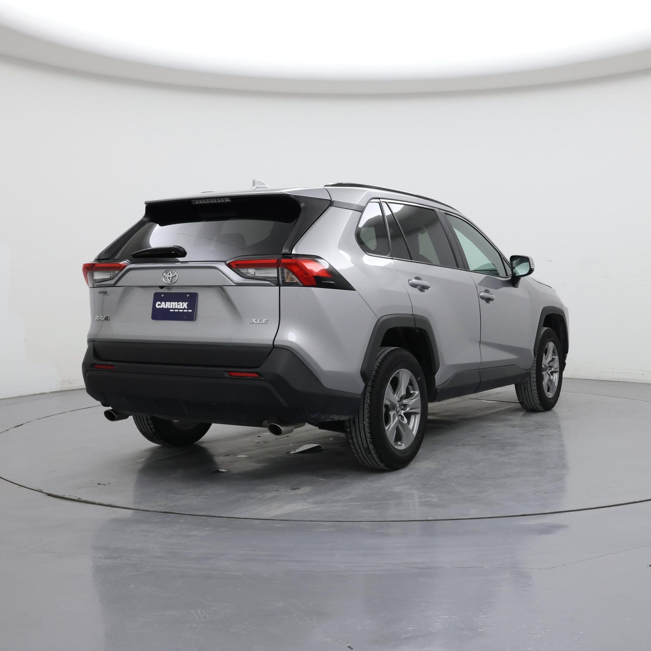 Thumbnail: 2025 Toyota RAV4 - 8