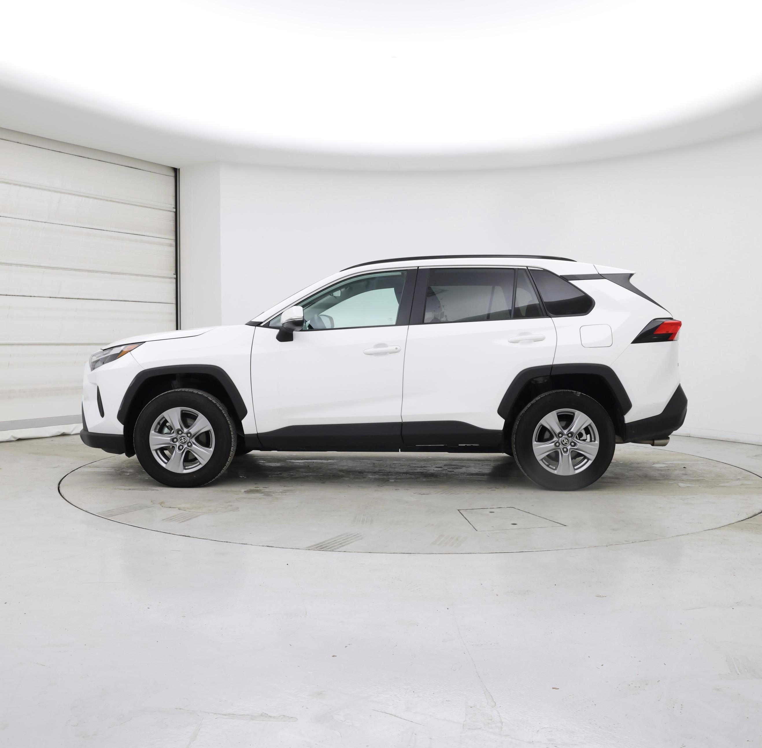 Thumbnail: 2025 Toyota RAV4 - 3