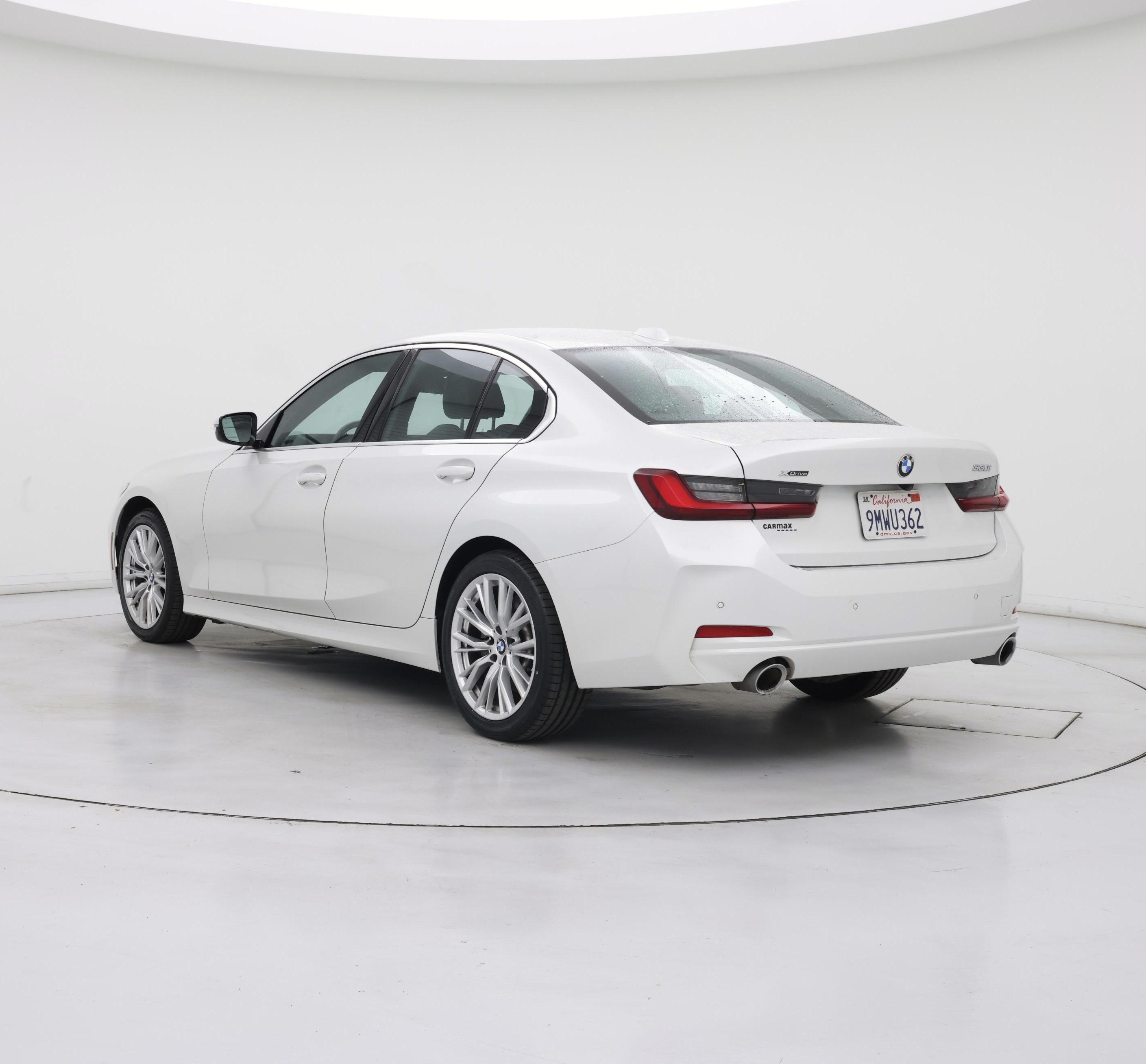 Thumbnail: 2024 BMW 3 Series - 2