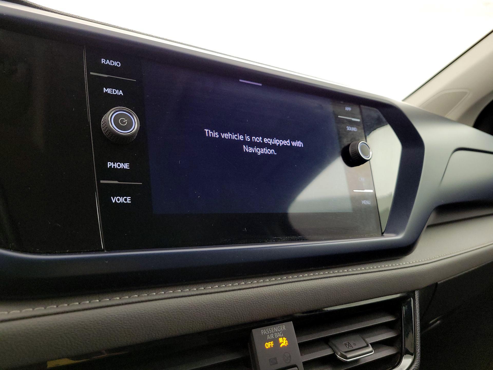 Thumbnail: 2024 Volkswagen Taos - 14