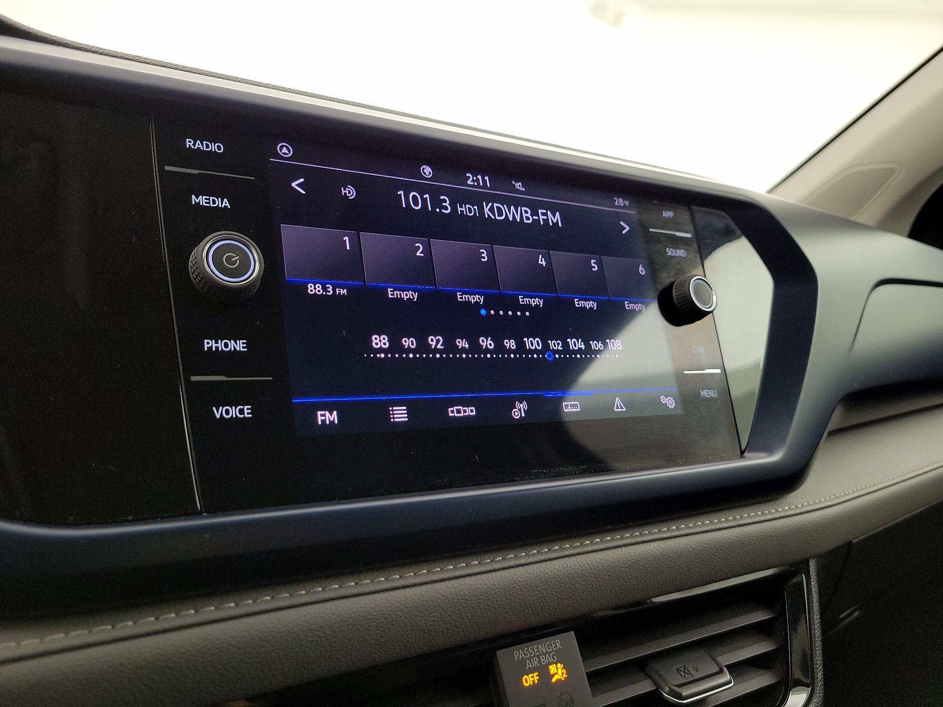 Thumbnail: 2024 Volkswagen Taos - 16