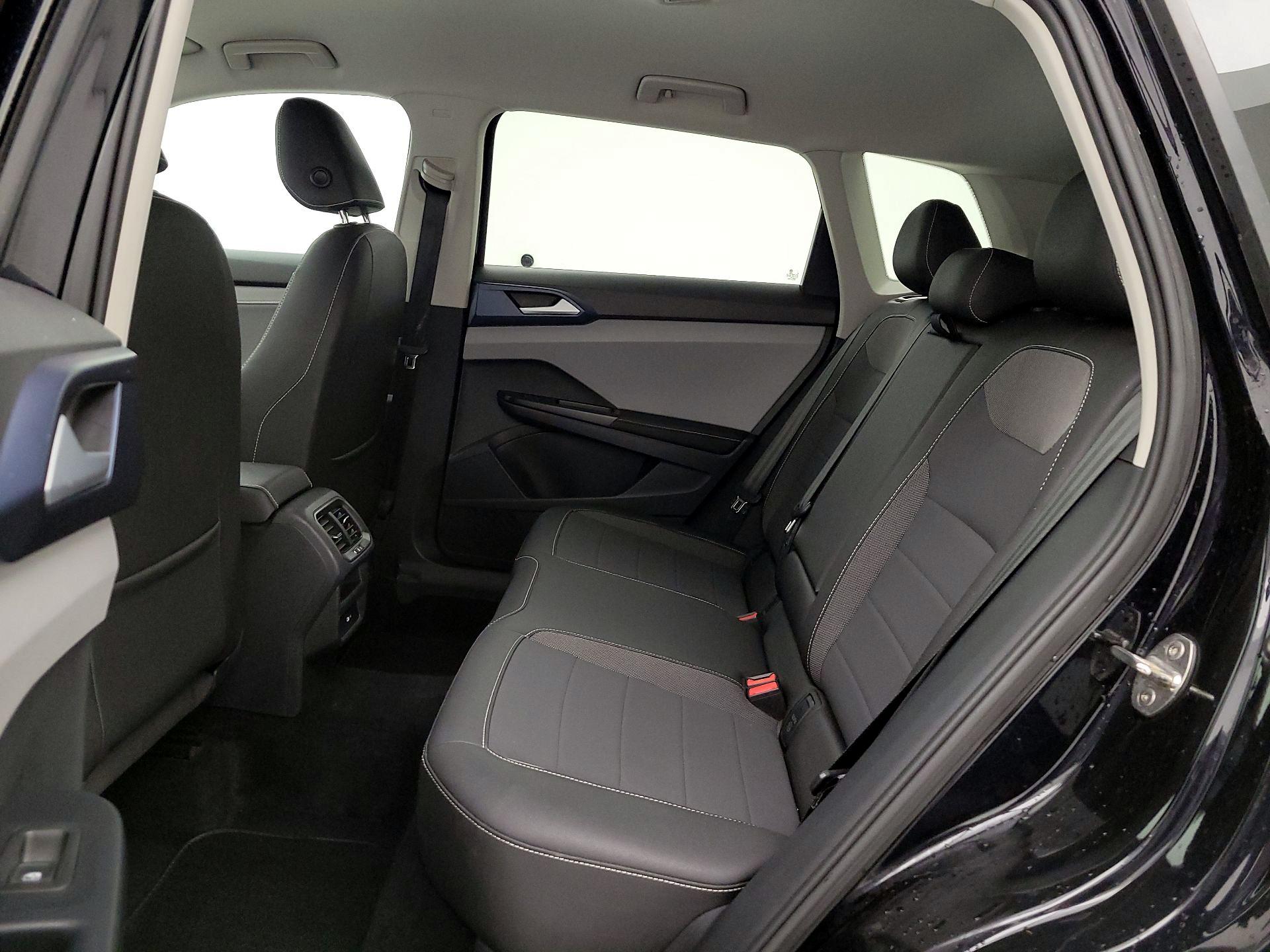 Thumbnail: 2024 Volkswagen Taos - 20