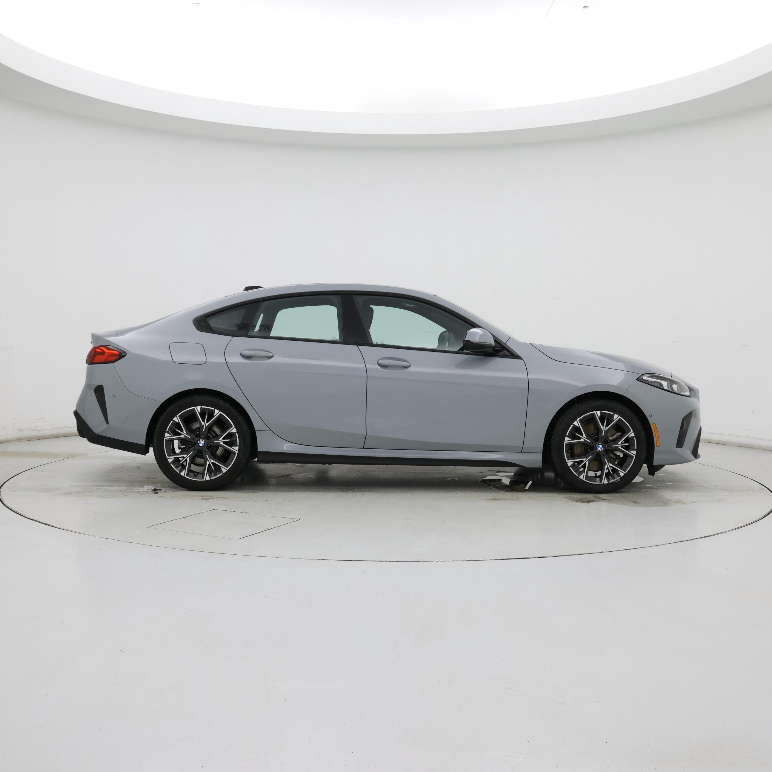 Thumbnail: 2025 BMW 2 Series - 7