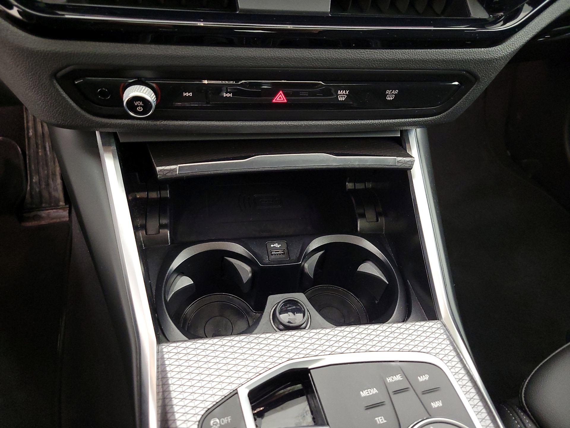 Thumbnail: 2025 BMW 4 Series - 19