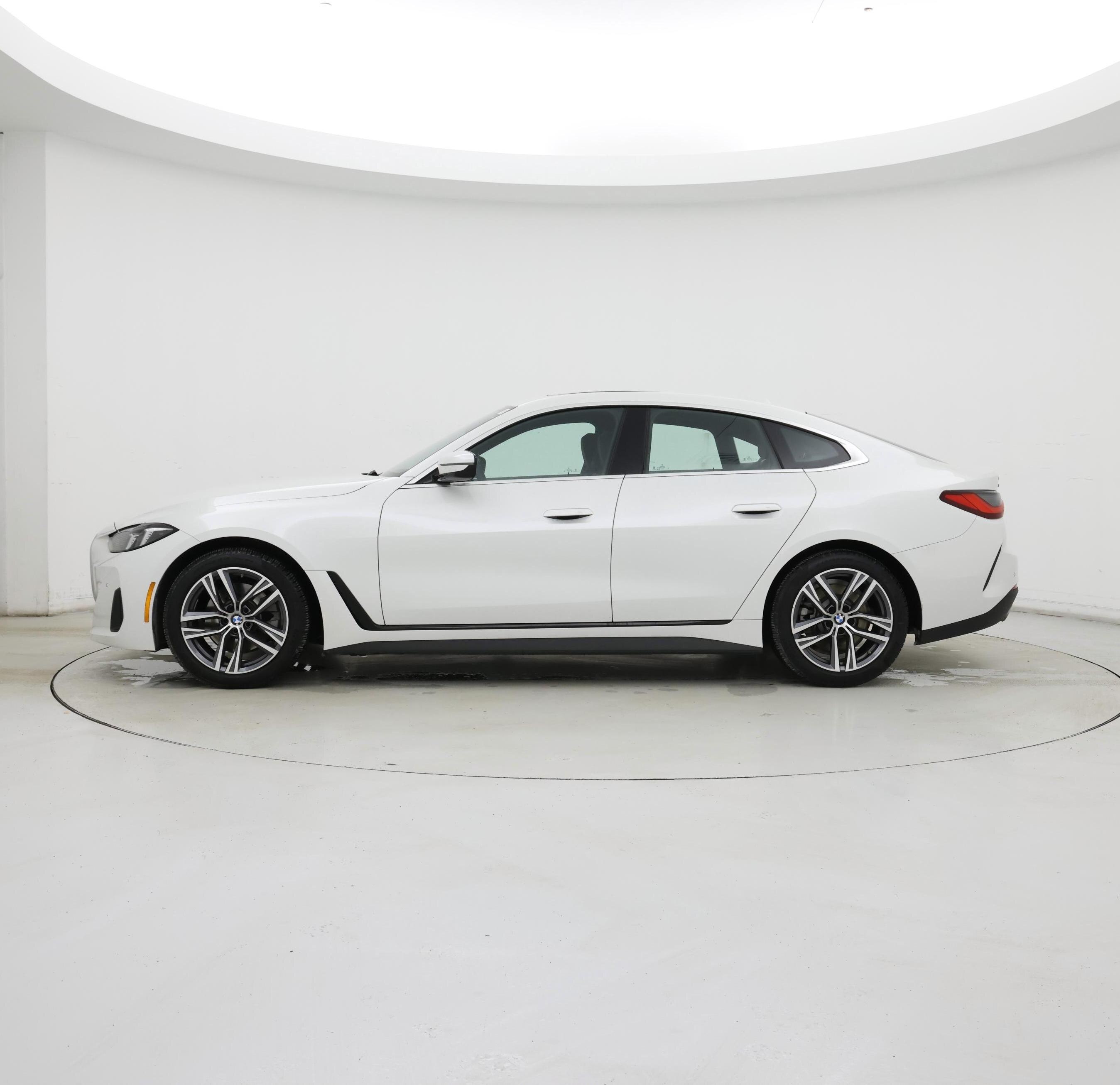 Thumbnail: 2025 BMW 4 Series - 3