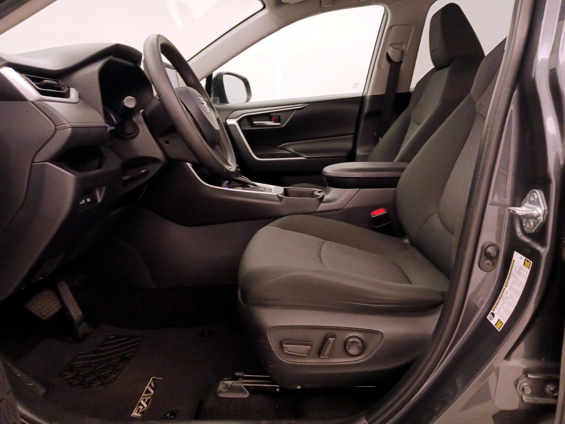 Thumbnail: 2024 Toyota RAV4 - 11