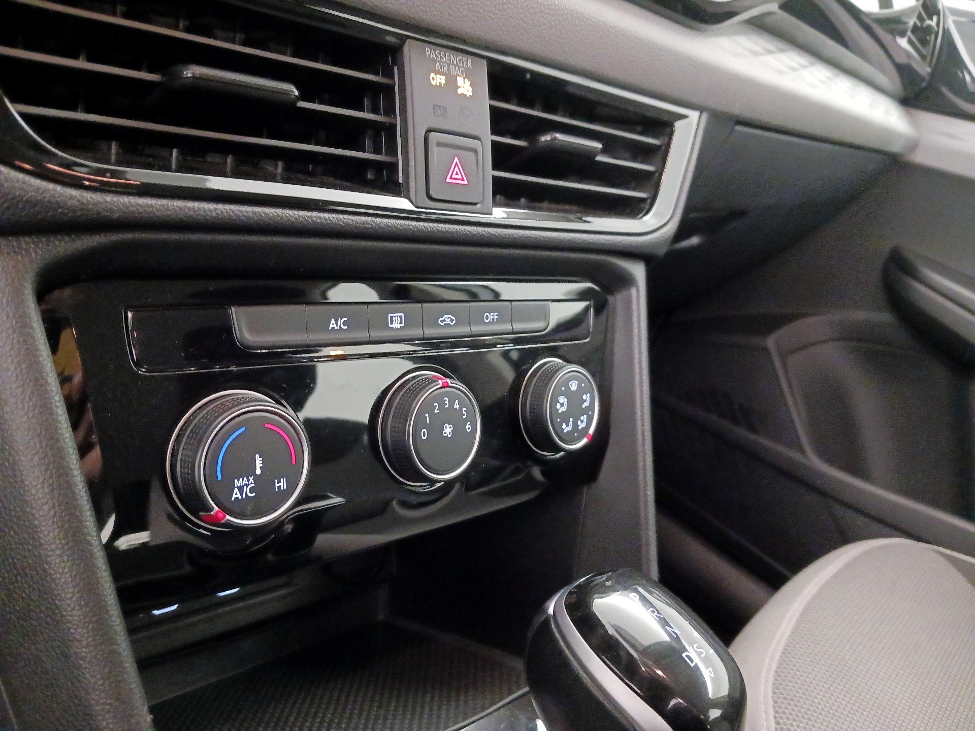 Thumbnail: 2024 Volkswagen Taos - 16