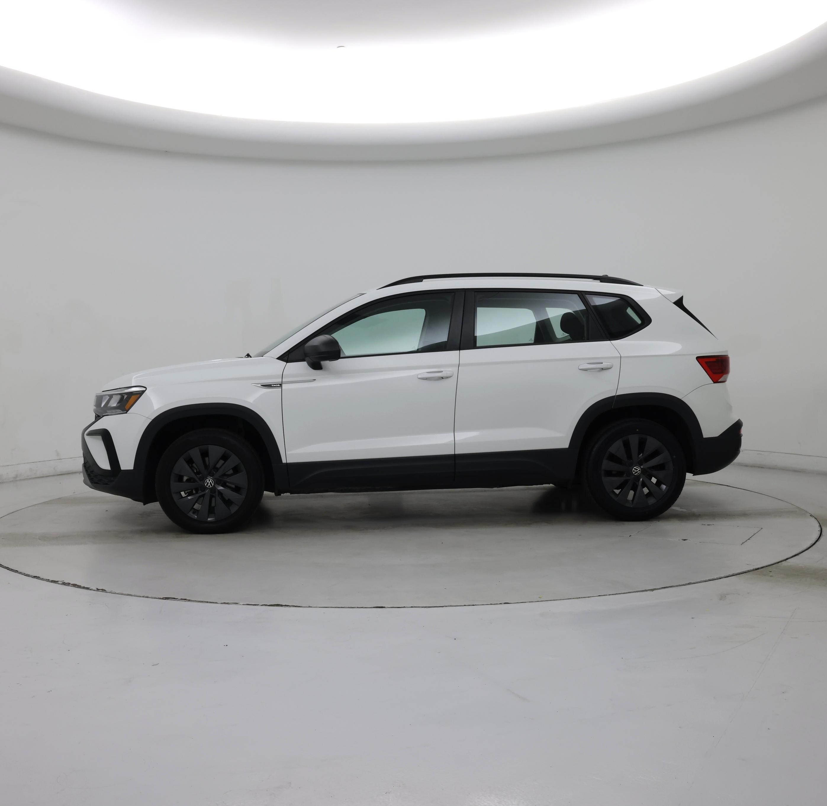 Thumbnail: 2024 Volkswagen Taos - 3