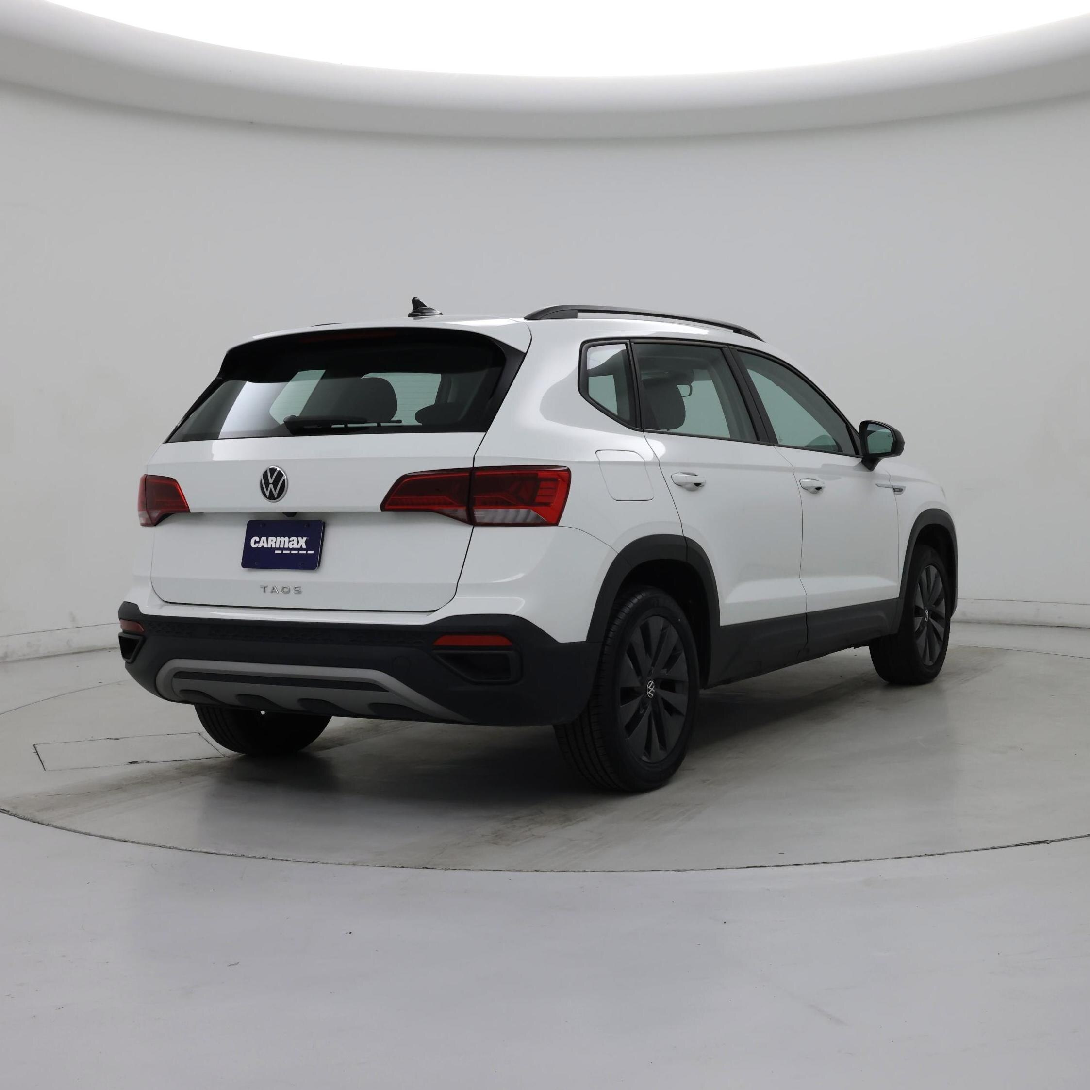 Thumbnail: 2024 Volkswagen Taos - 8