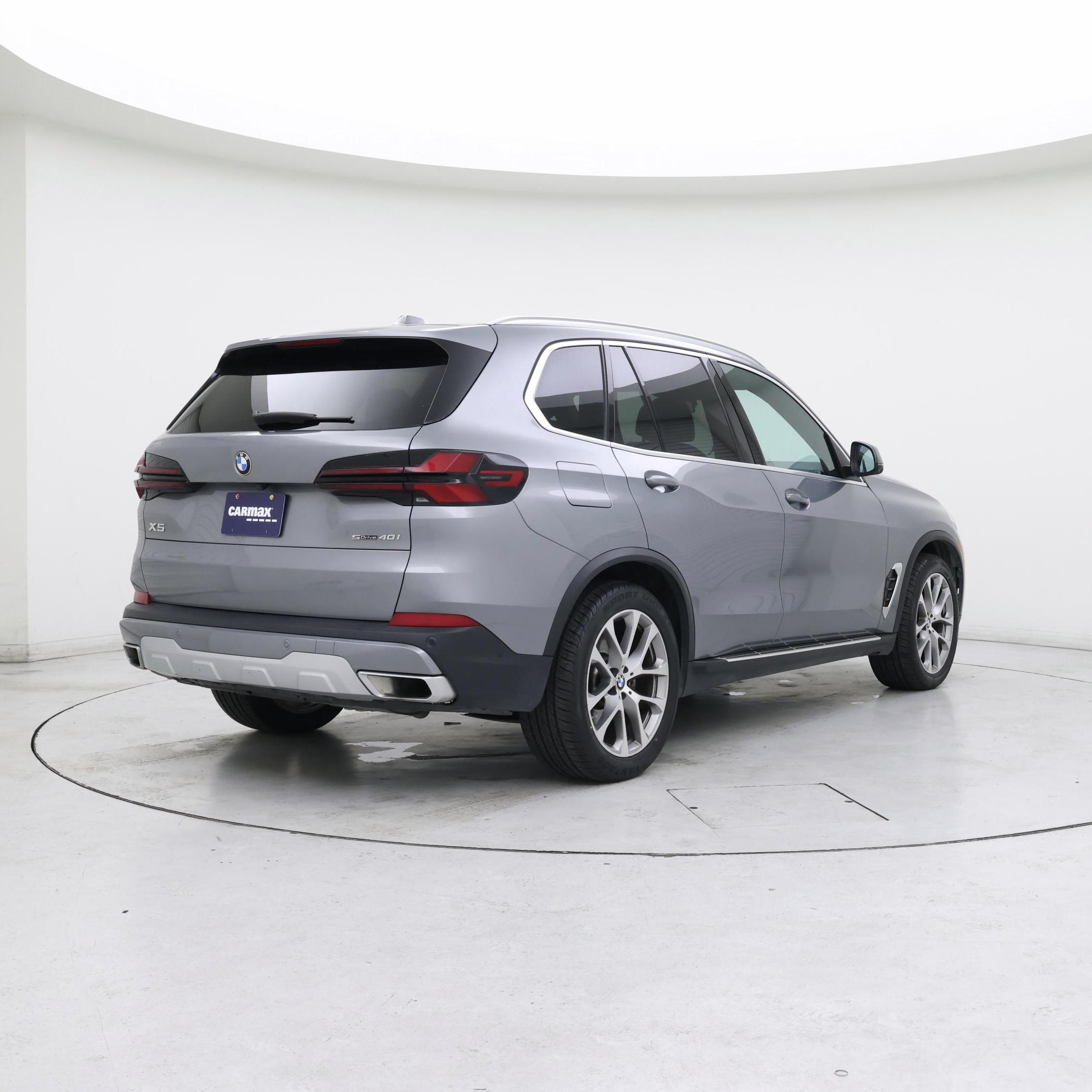 Thumbnail: 2024 BMW X5 - 8