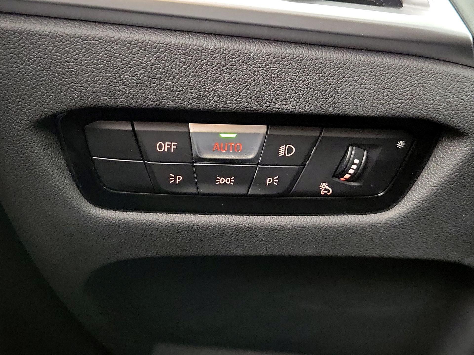 Thumbnail: 2025 BMW 4 Series - 13