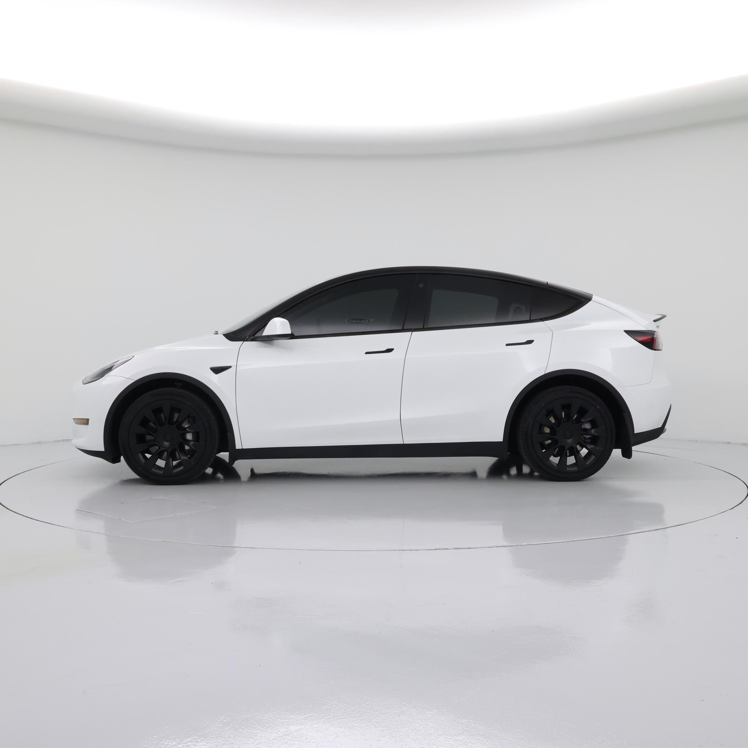 Thumbnail: 2023 Tesla Model Y - 3