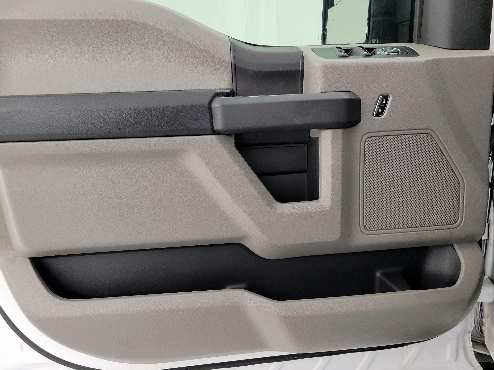 Thumbnail: 2016 Ford F-150 - 12