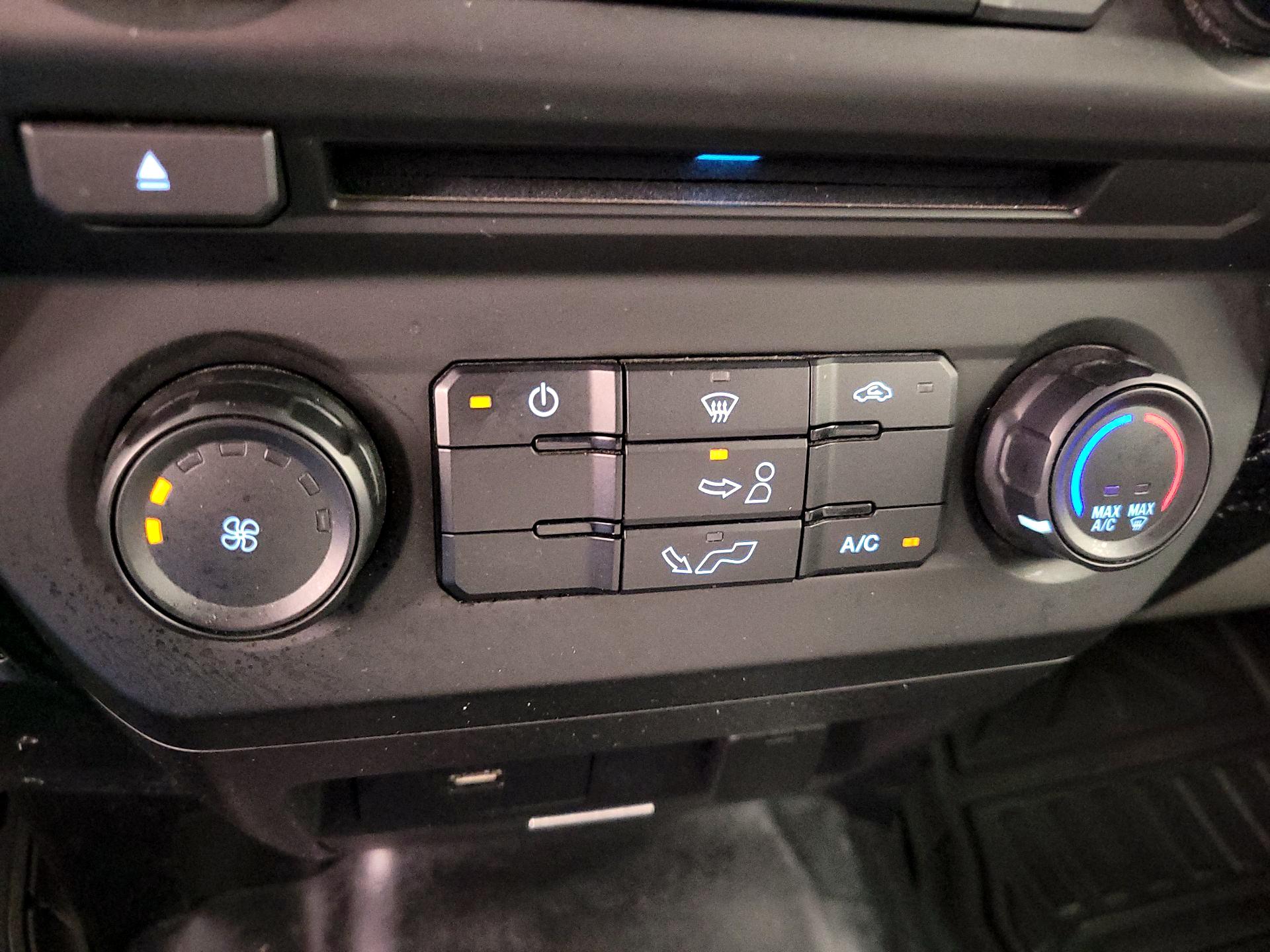 Thumbnail: 2016 Ford F-150 - 15