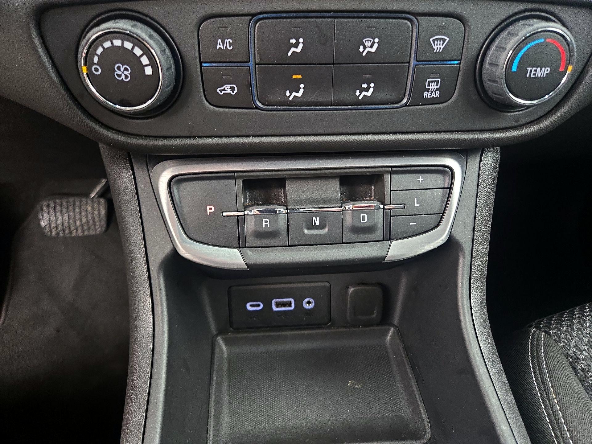 Thumbnail: 2024 GMC Terrain - 17