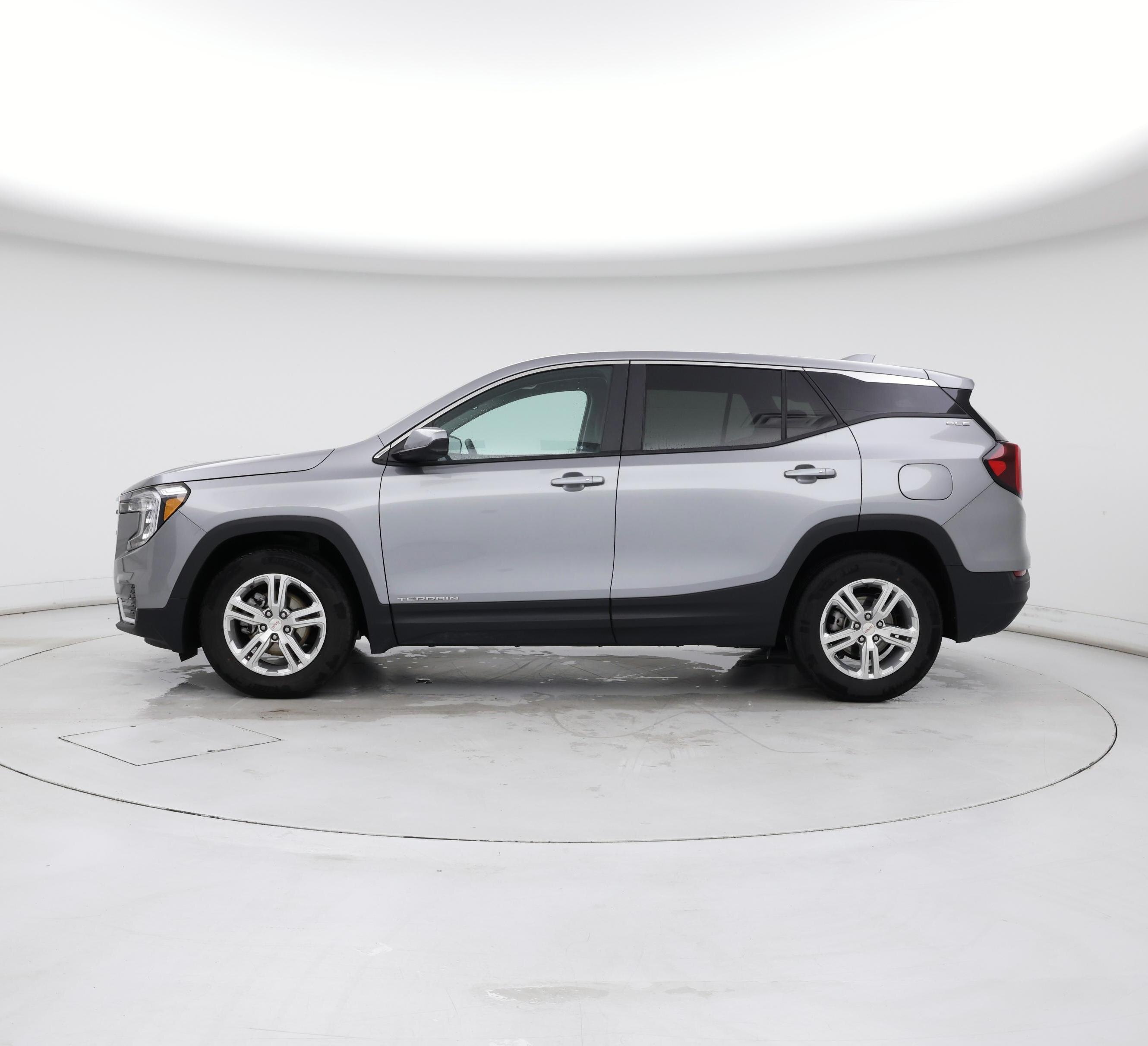 Thumbnail: 2024 GMC Terrain - 3