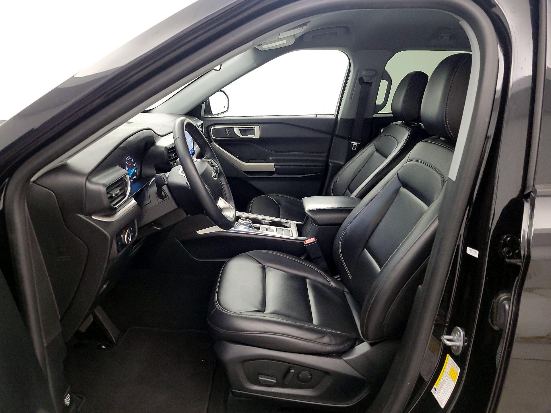 Thumbnail: 2023 Ford Explorer - 11