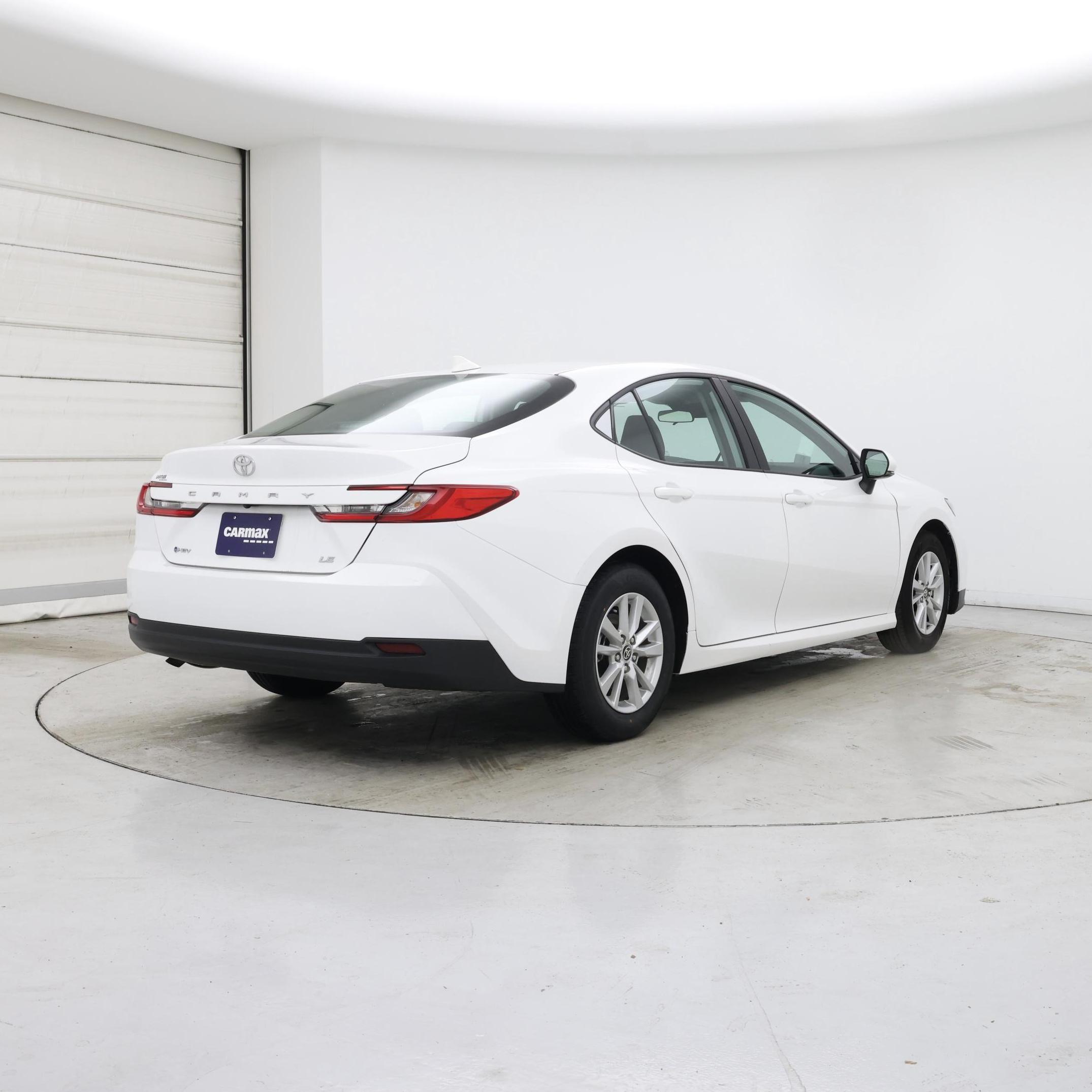 Thumbnail: 2025 Toyota Camry - 8