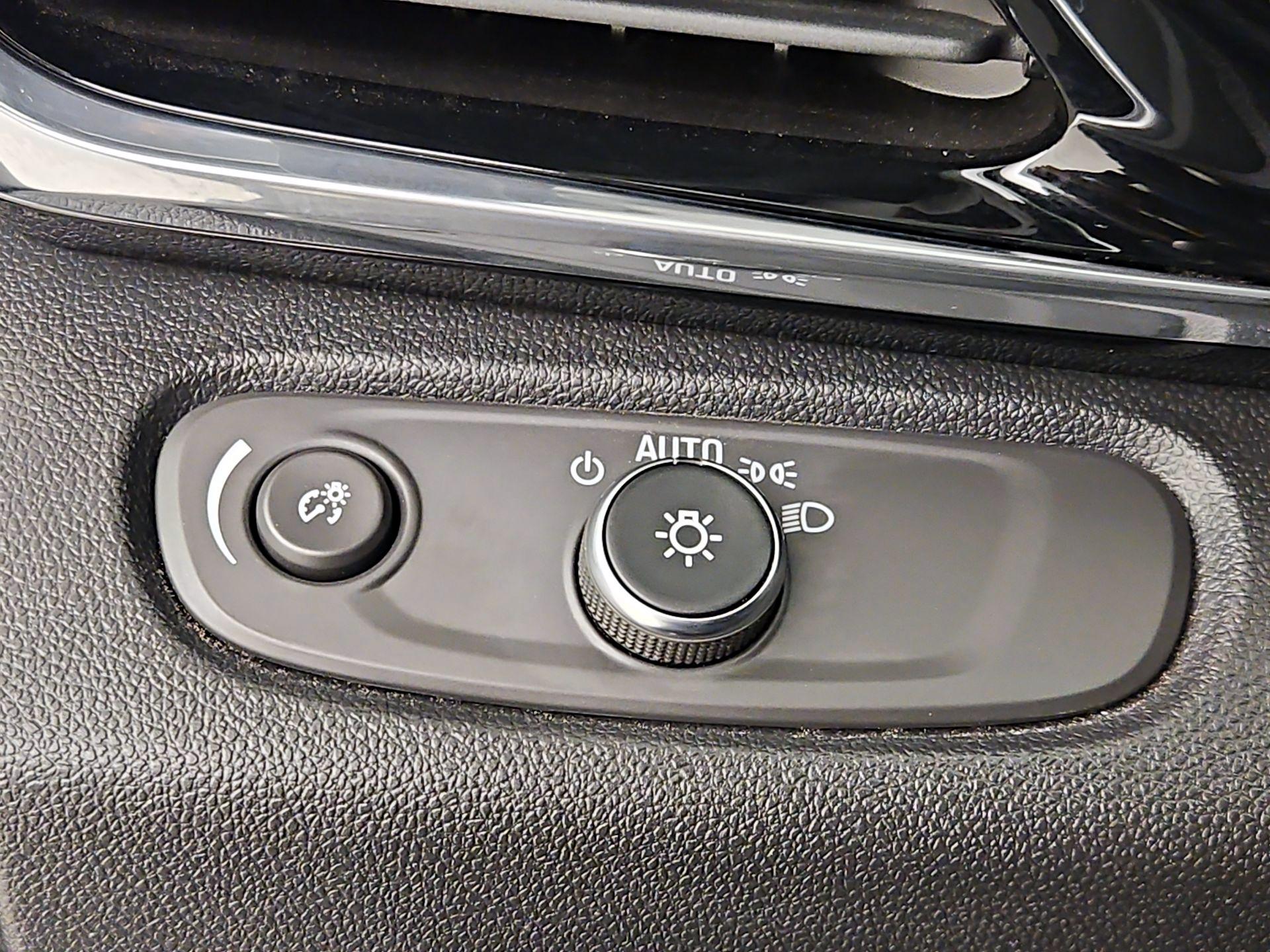 Thumbnail: 2025 Buick Envista - 13