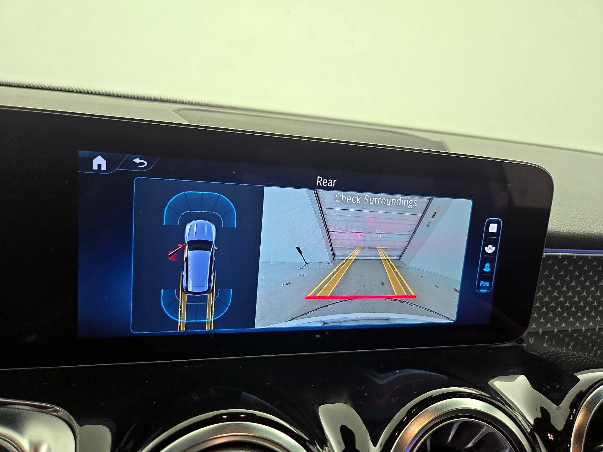 Thumbnail: 2024 Mercedes-Benz GLB - 14