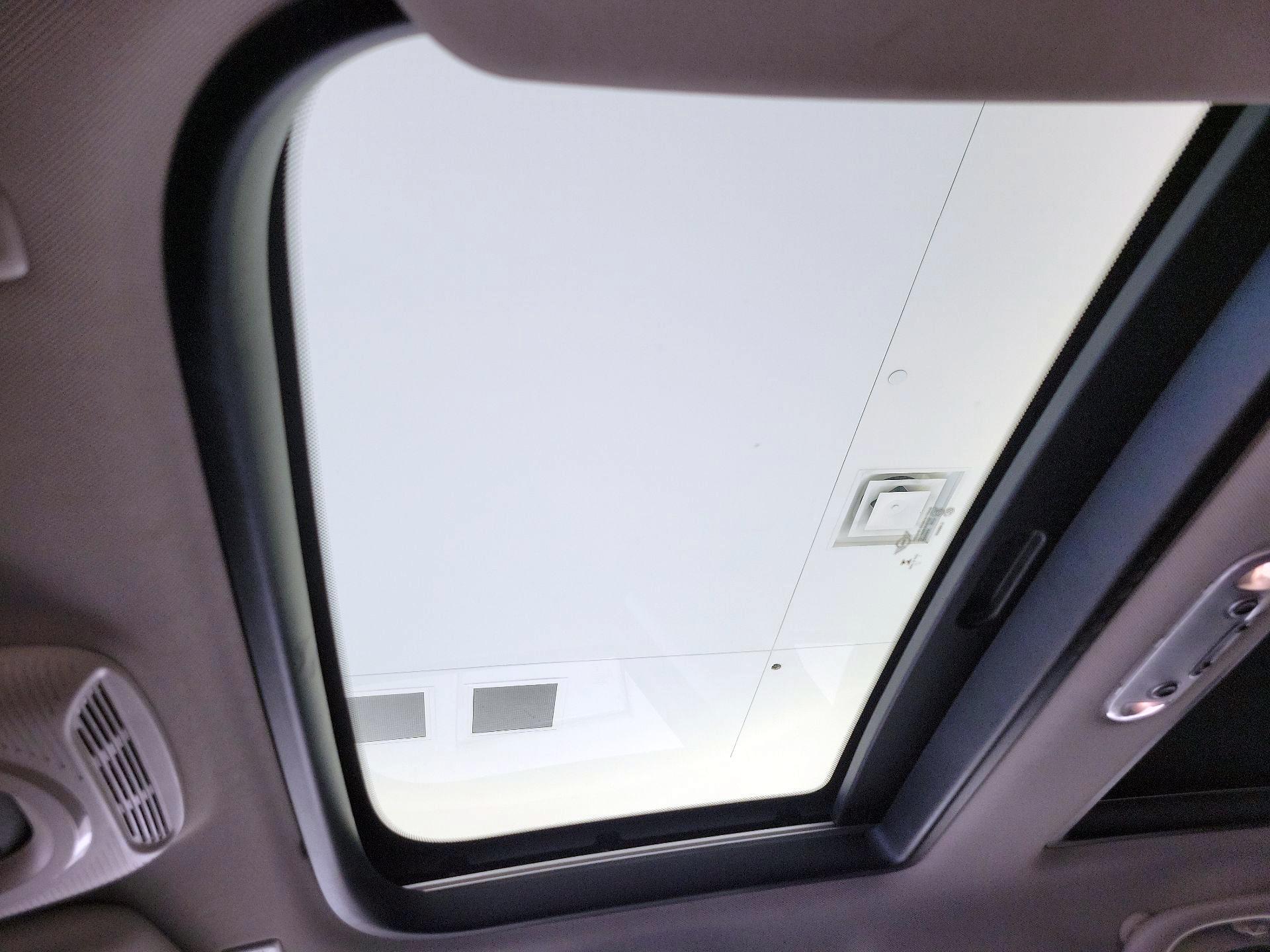 Thumbnail: 2020 MINI Cooper Hardtop - 19