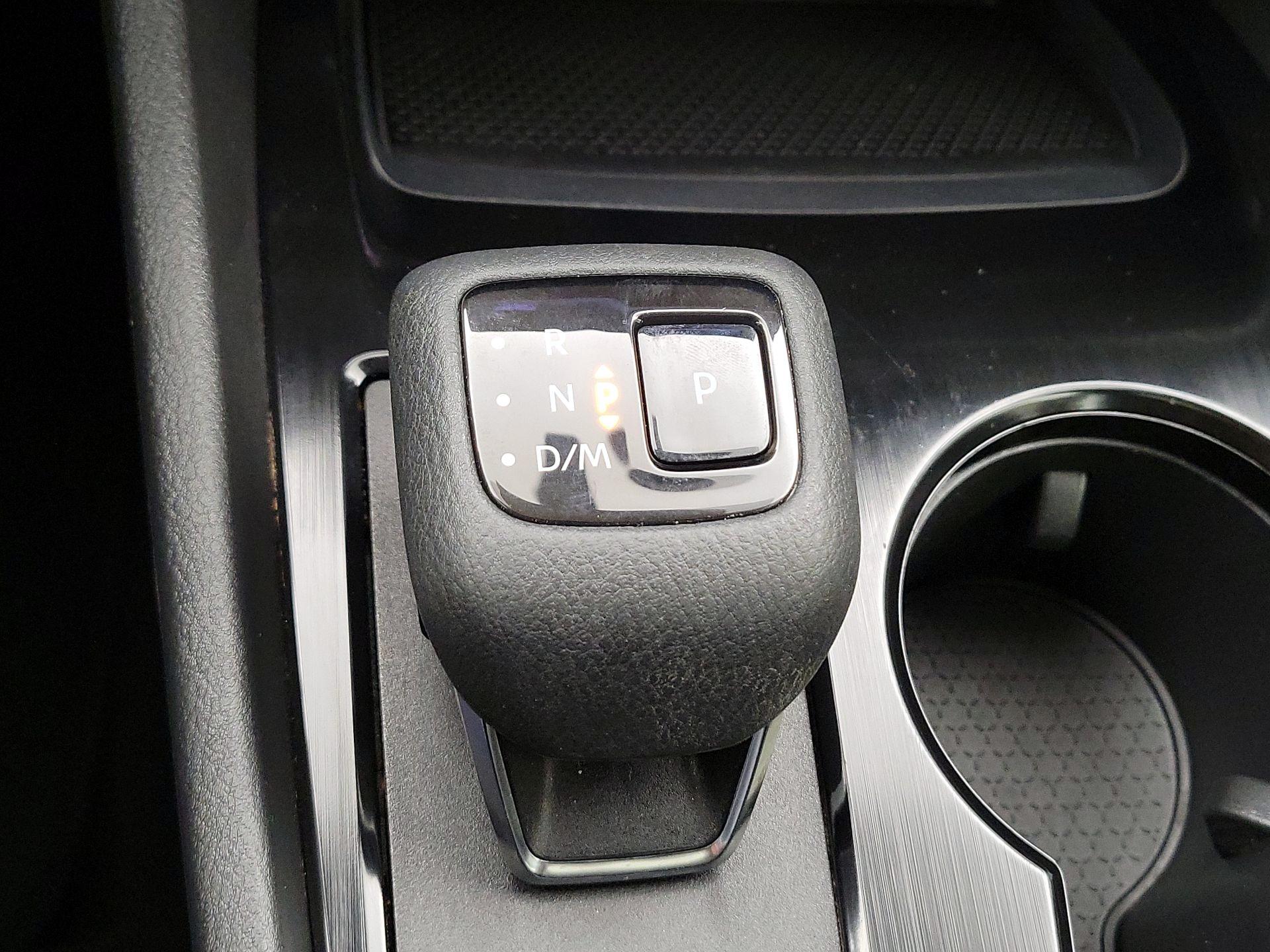 Thumbnail: 2022 Nissan Rogue - 17