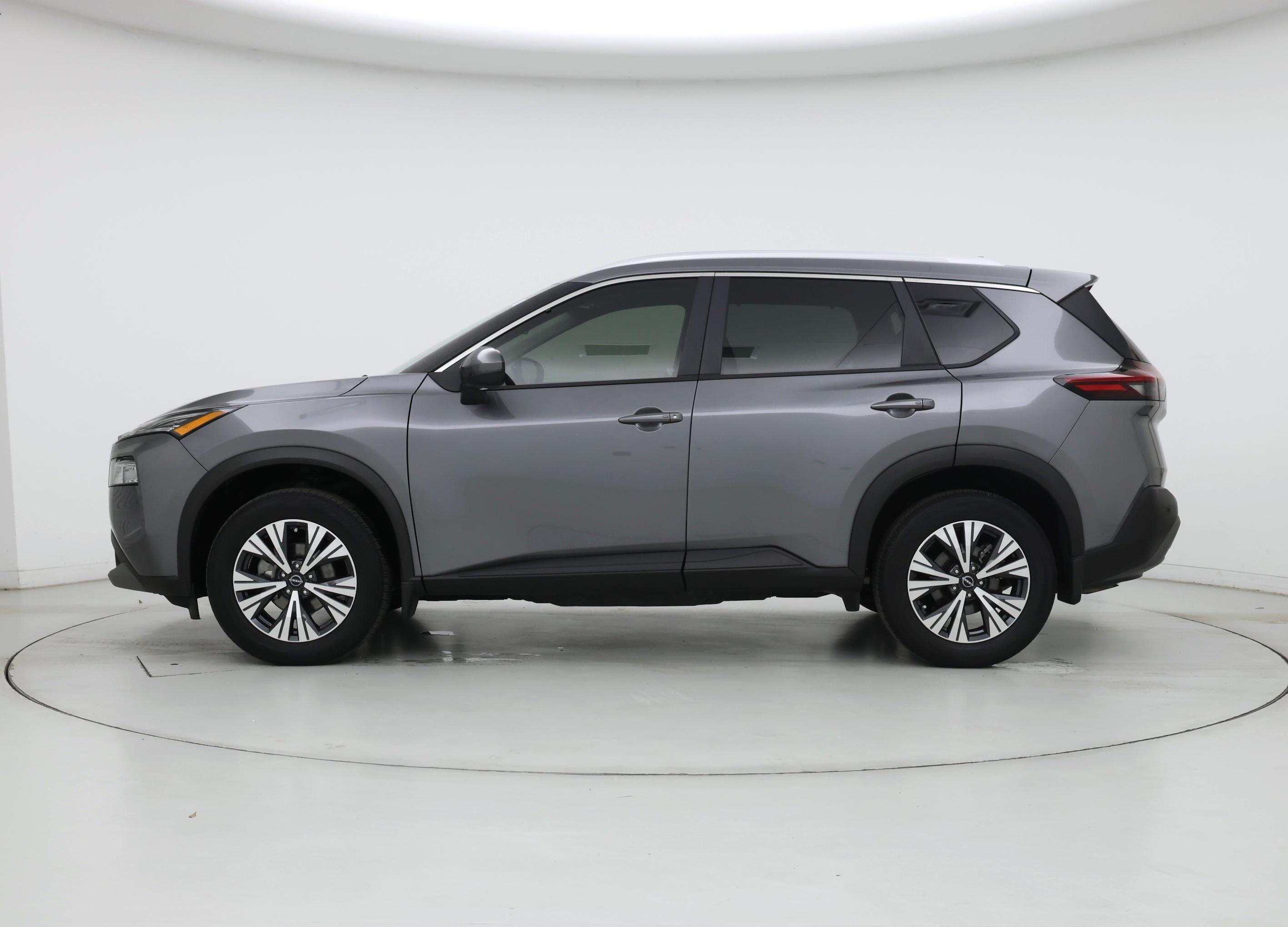 Thumbnail: 2022 Nissan Rogue - 3