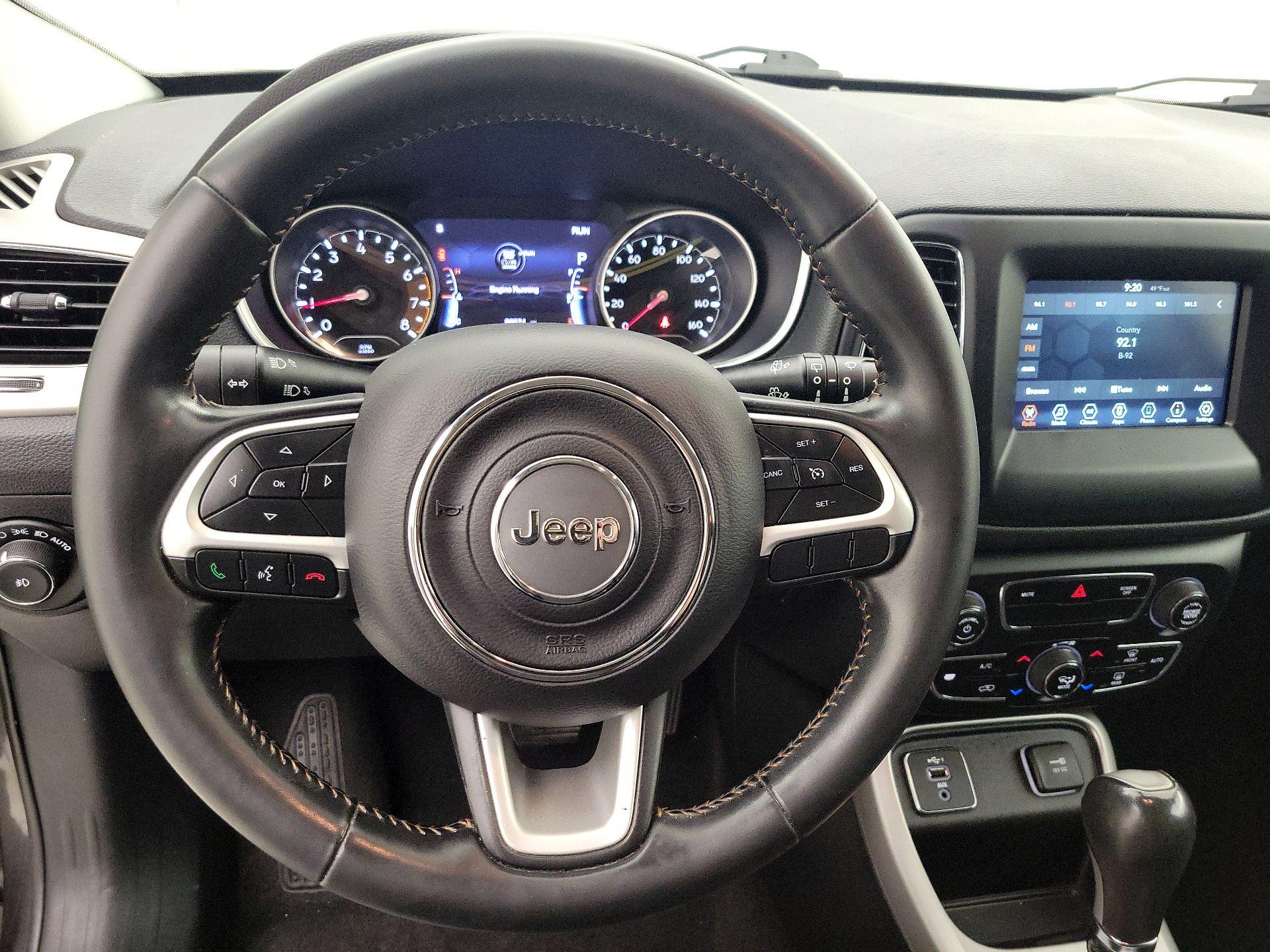 Thumbnail: 2020 Jeep Compass - 10