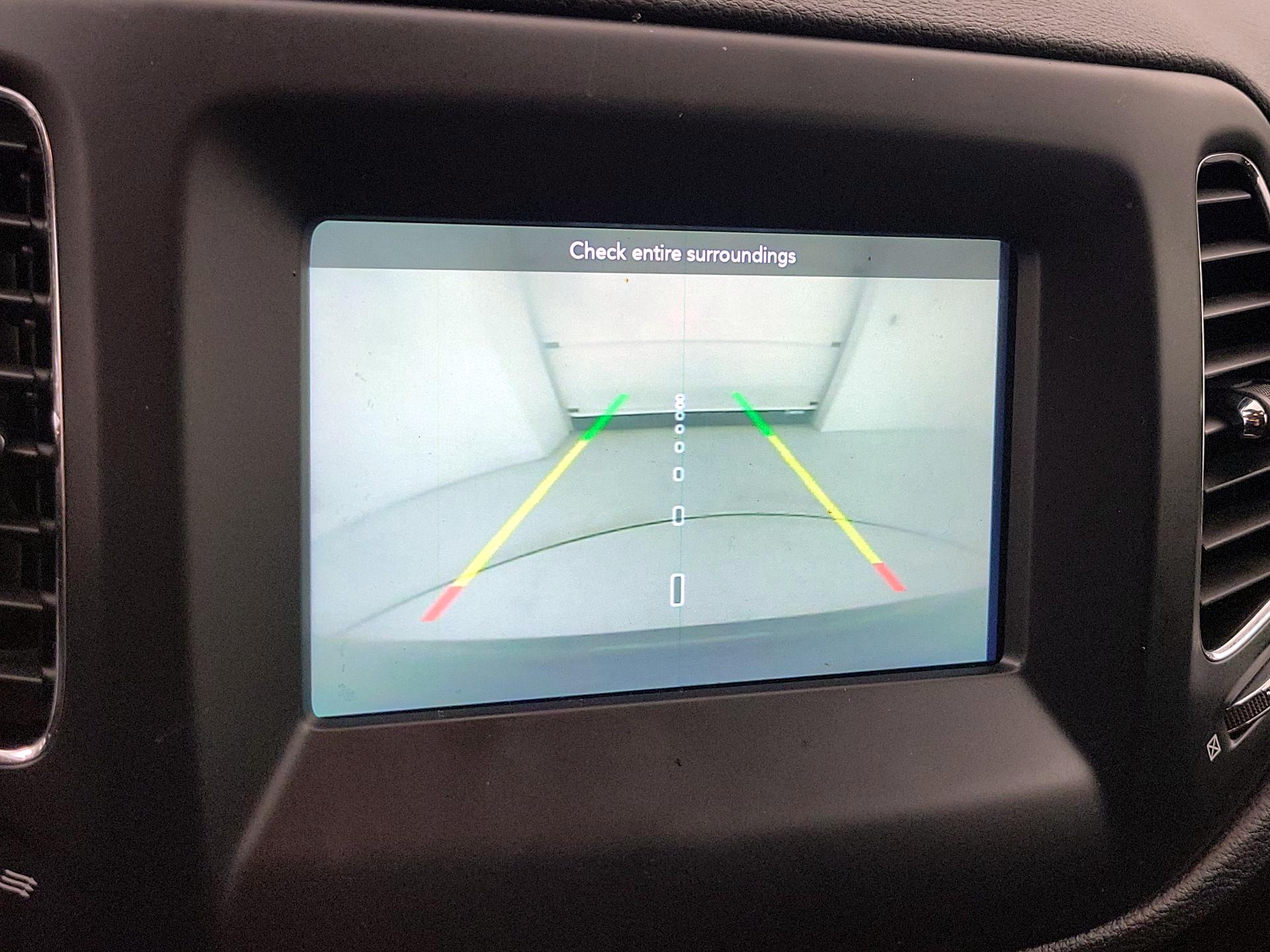 Thumbnail: 2020 Jeep Compass - 14