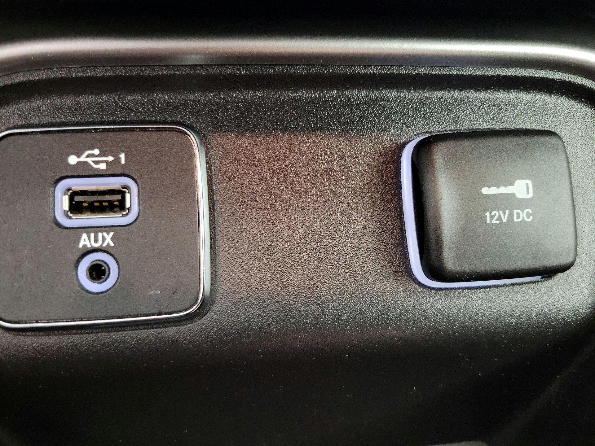 Thumbnail: 2020 Jeep Compass - 18