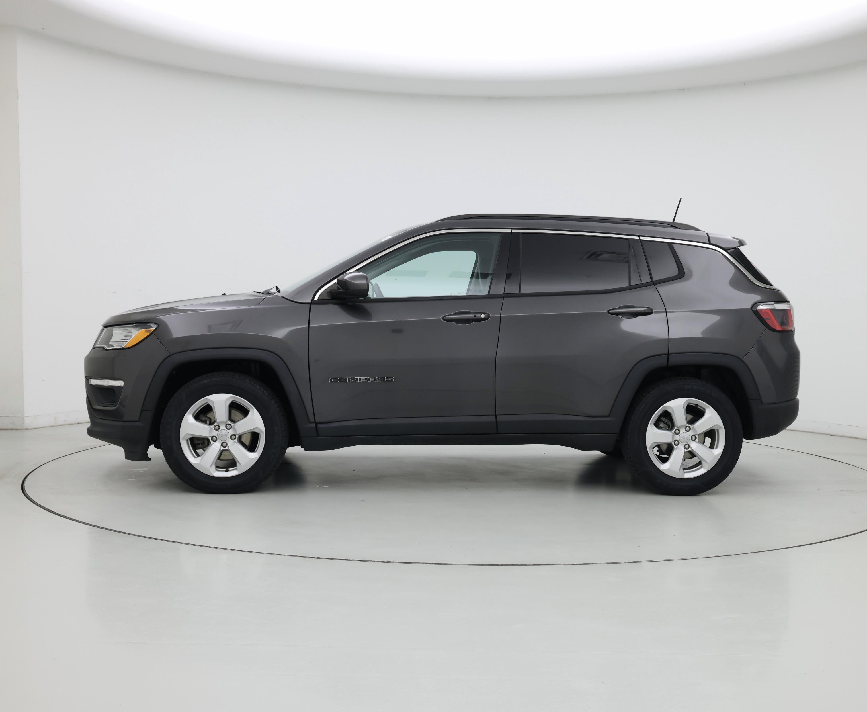 Thumbnail: 2020 Jeep Compass - 3
