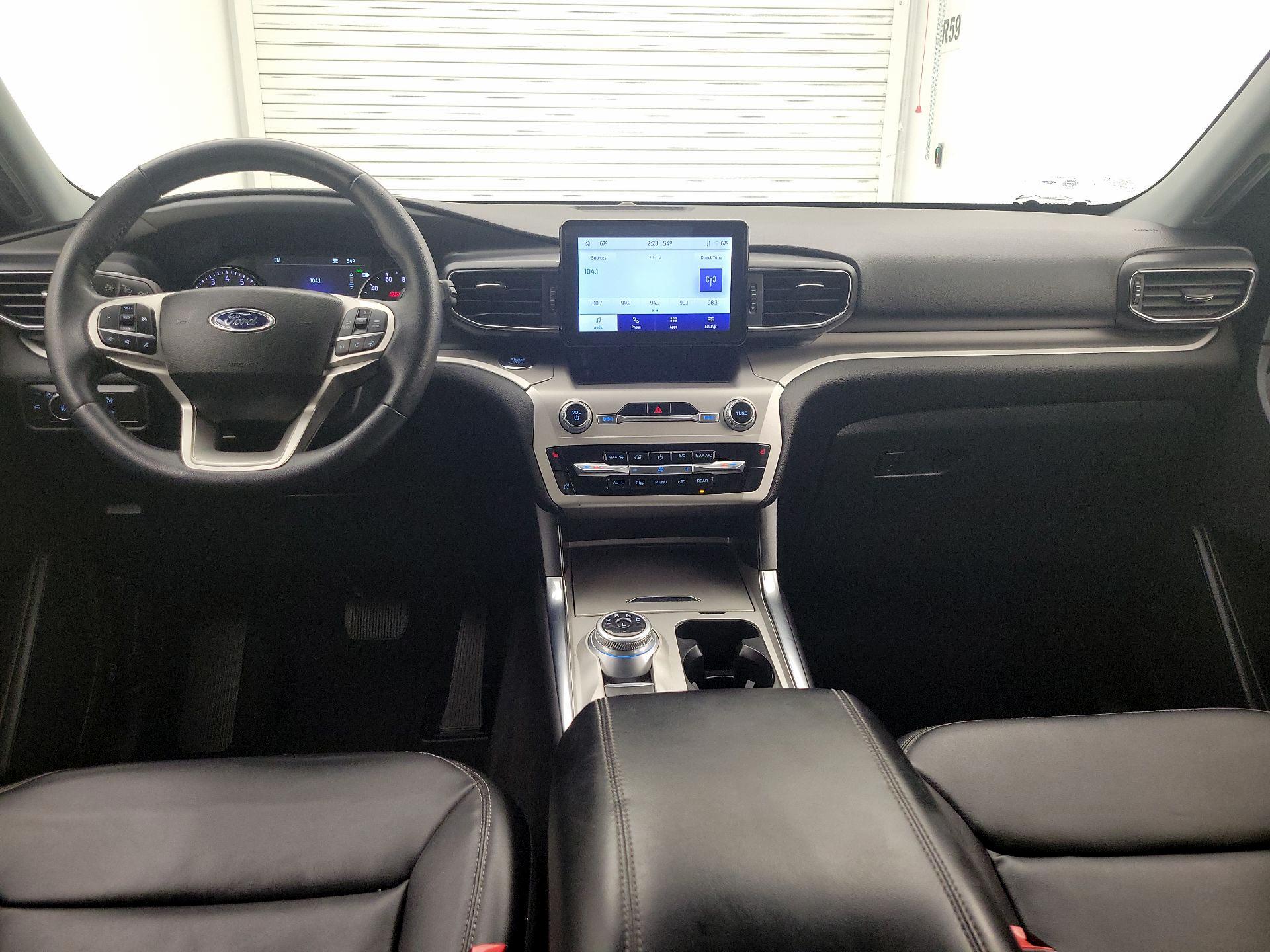 Thumbnail: 2022 Ford Explorer - 9