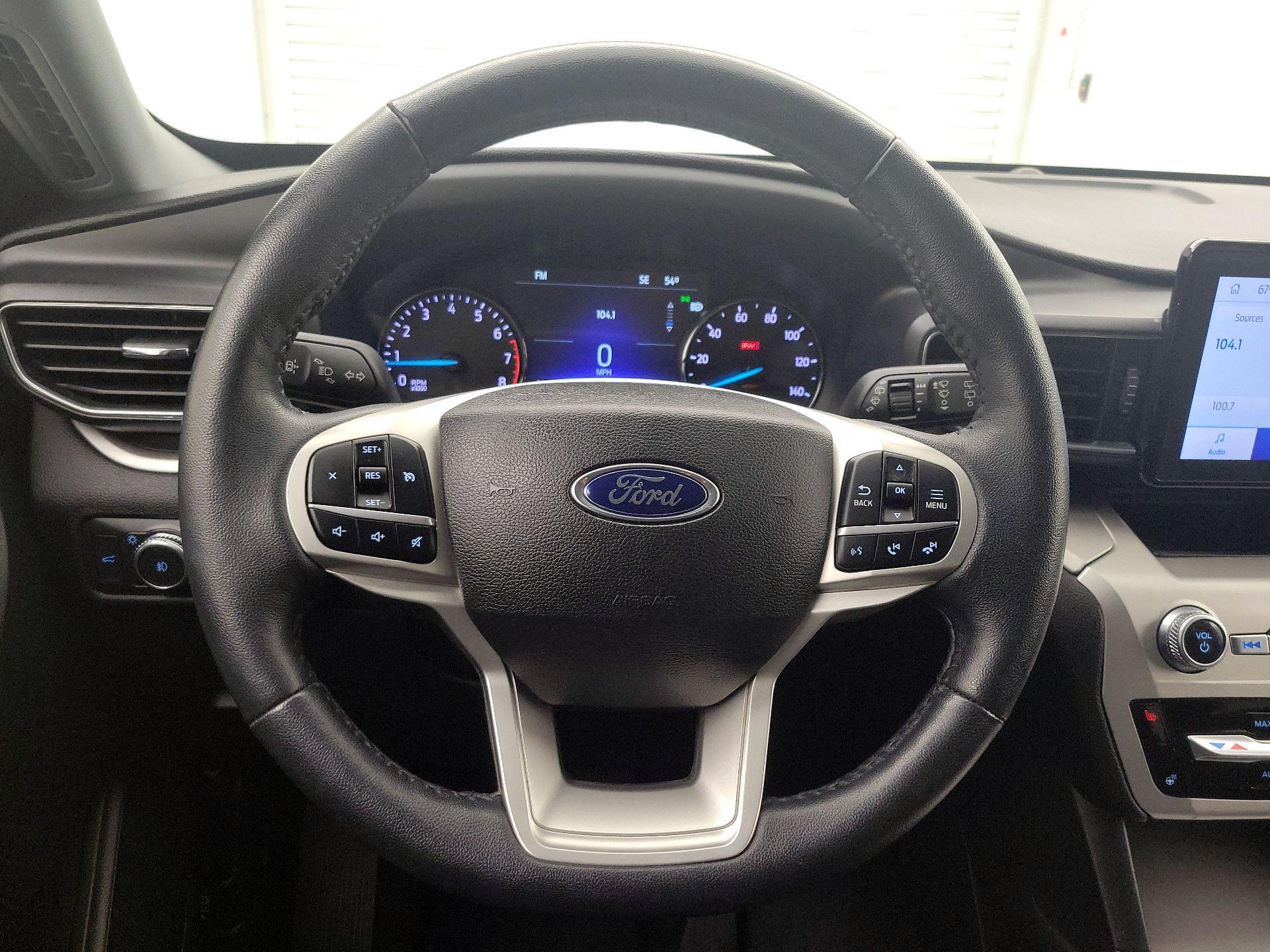 Thumbnail: 2022 Ford Explorer - 10