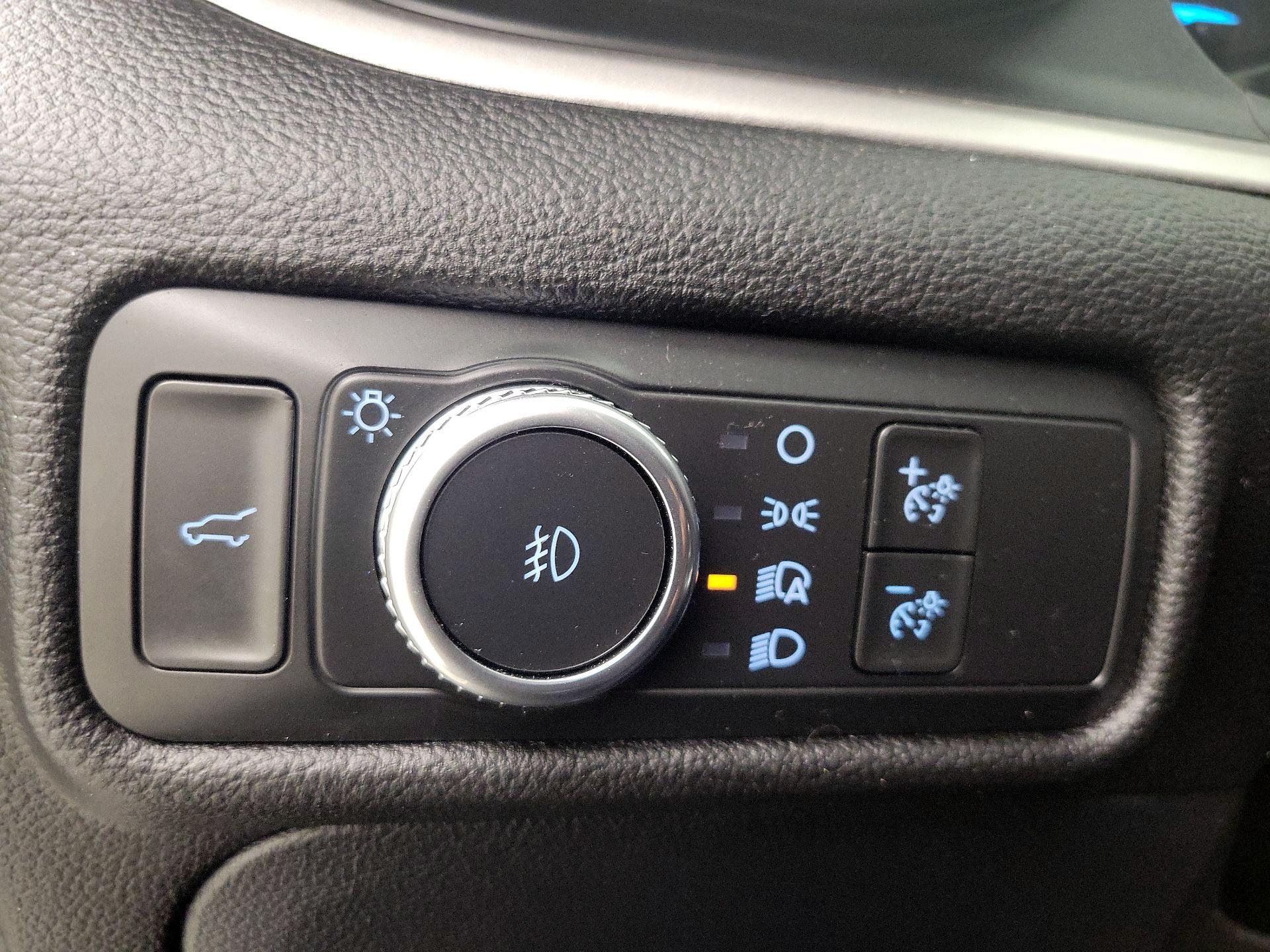 Thumbnail: 2022 Ford Explorer - 13