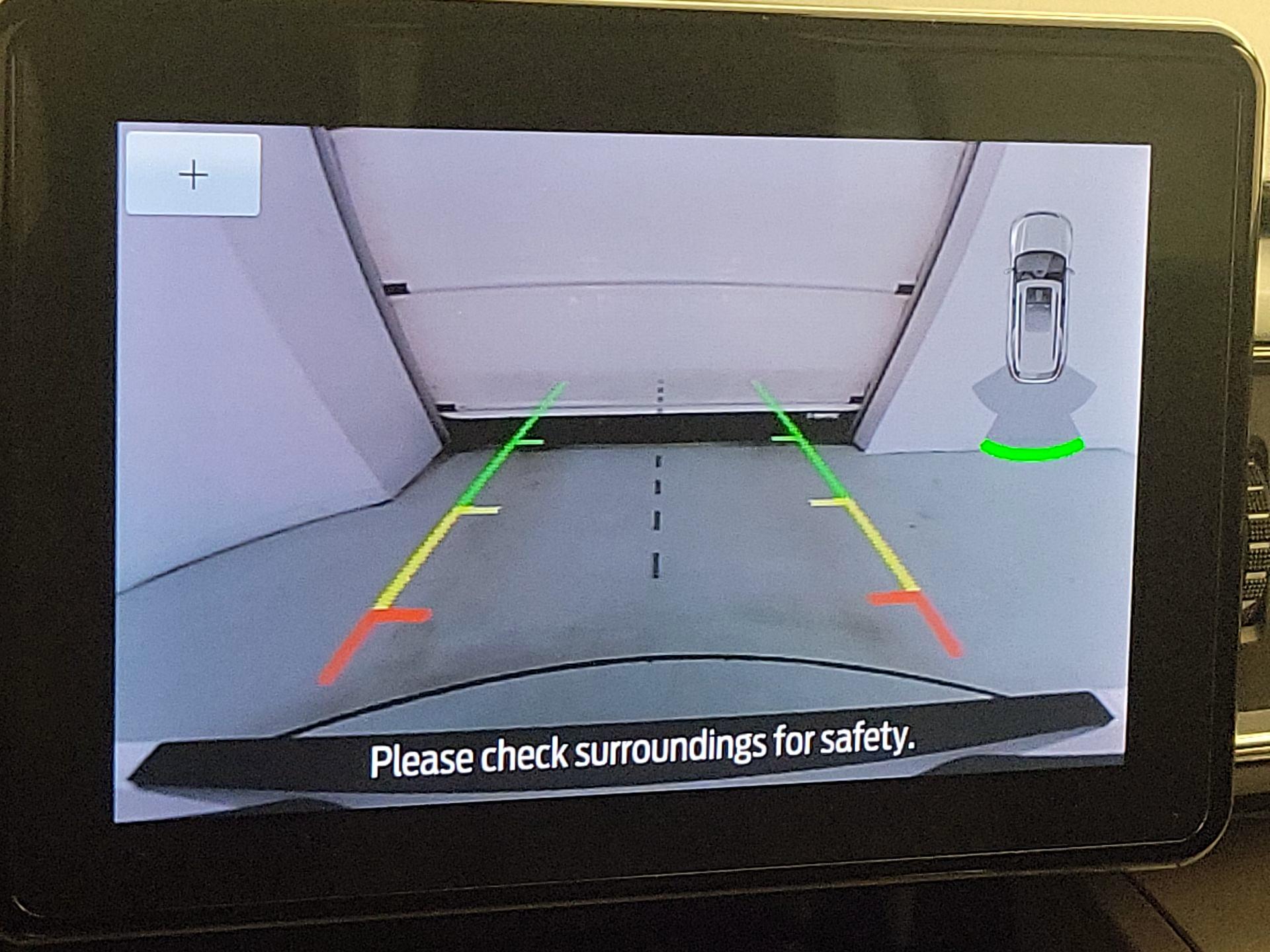 Thumbnail: 2022 Ford Explorer - 14