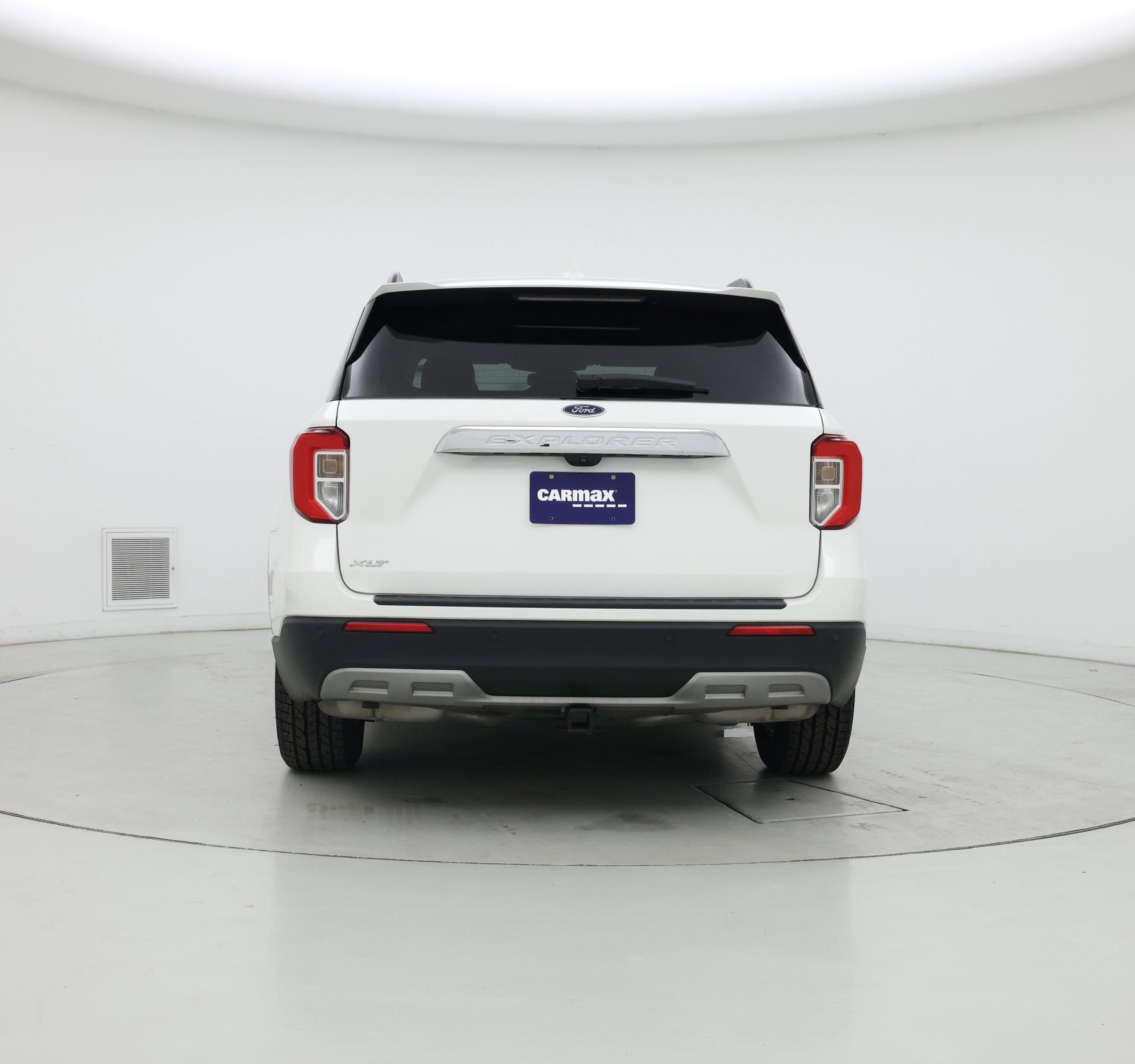 Thumbnail: 2022 Ford Explorer - 6