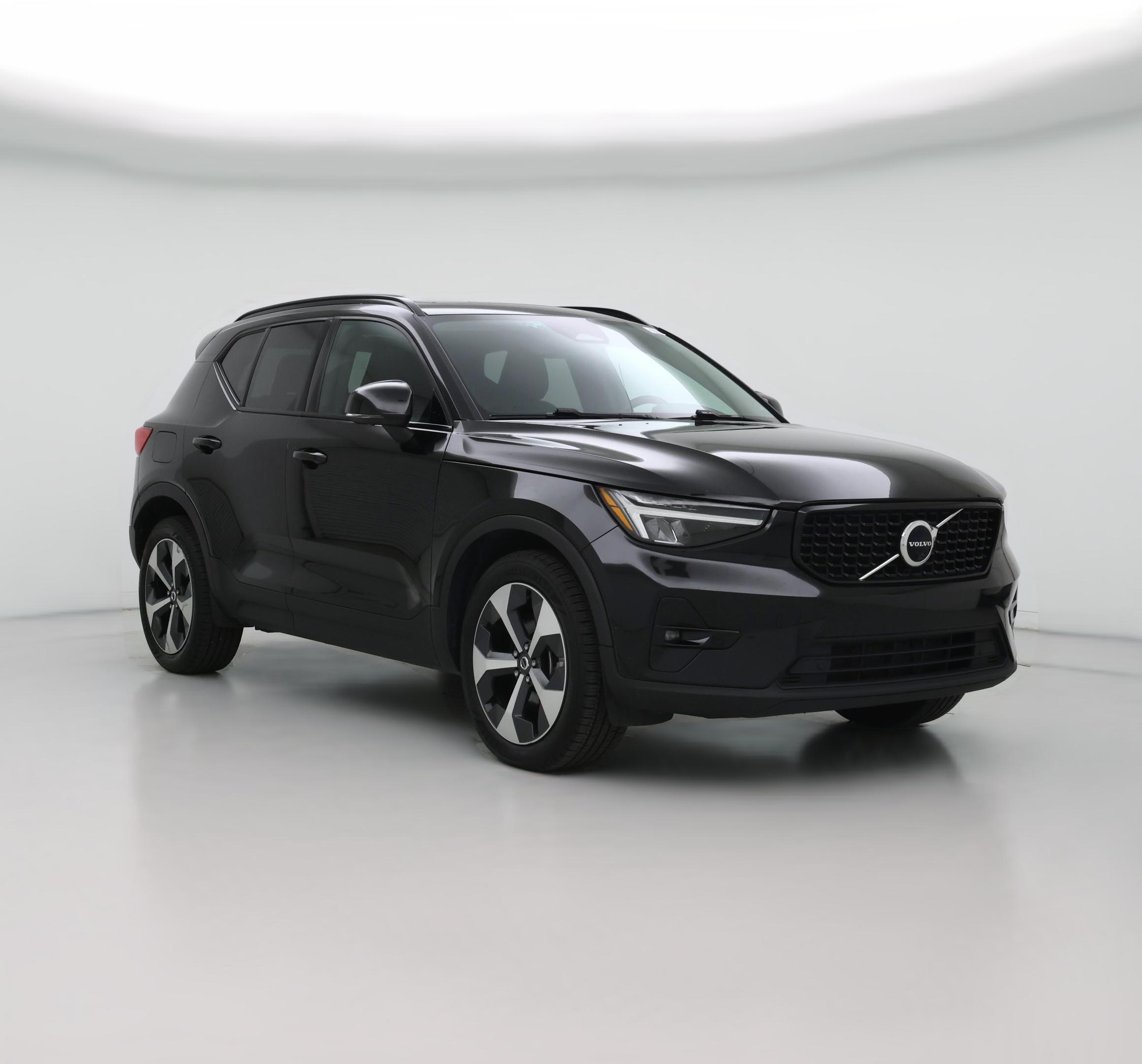 Thumbnail: 2023 Volvo XC40 - 1