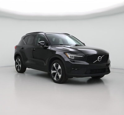2023 Volvo XC40 B4 Ultimate Dark Theme