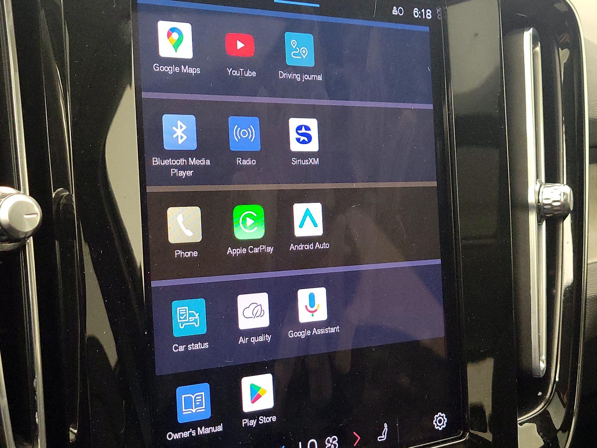 Thumbnail: 2023 Volvo XC40 - 15