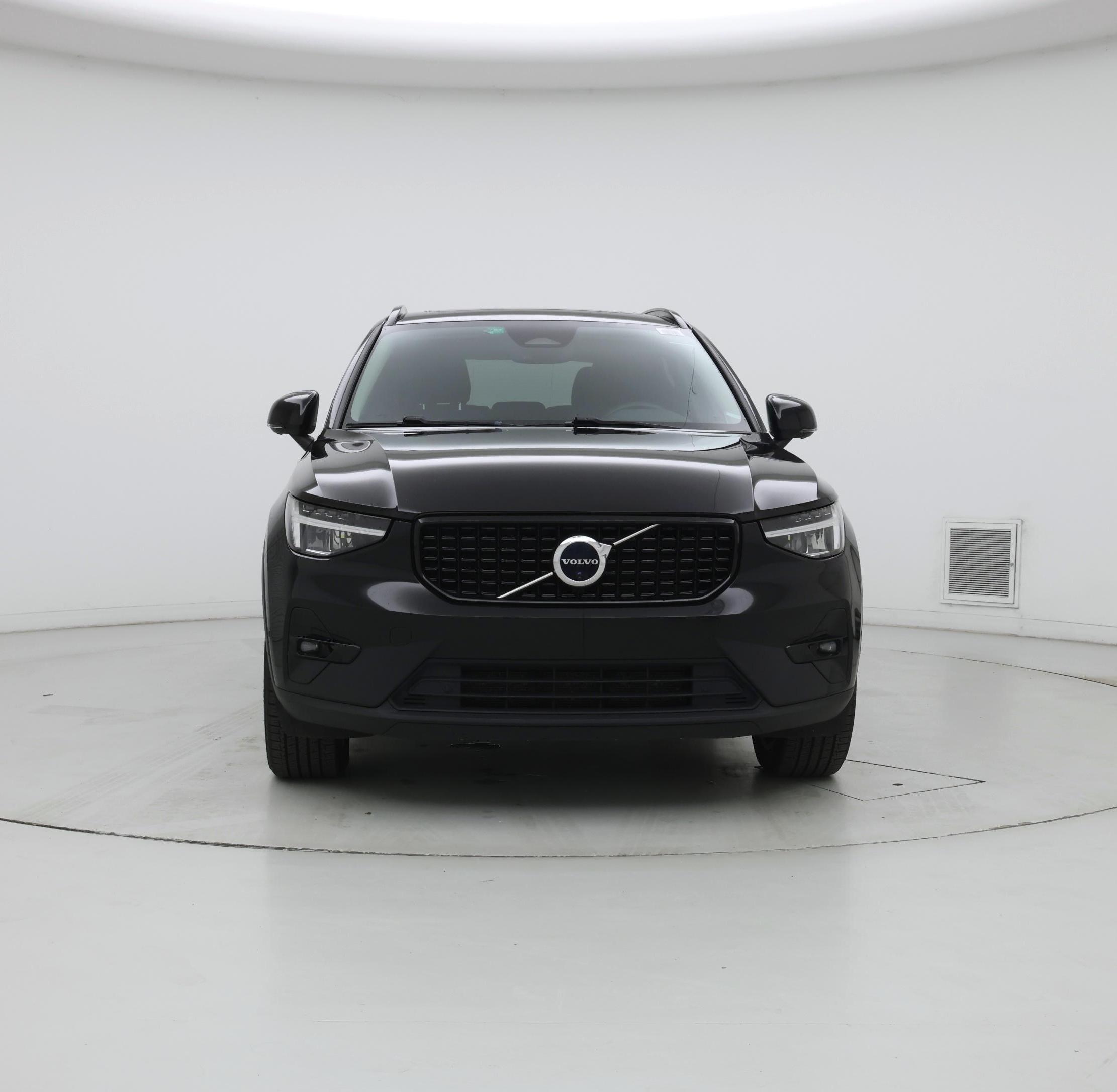 Thumbnail: 2023 Volvo XC40 - 5