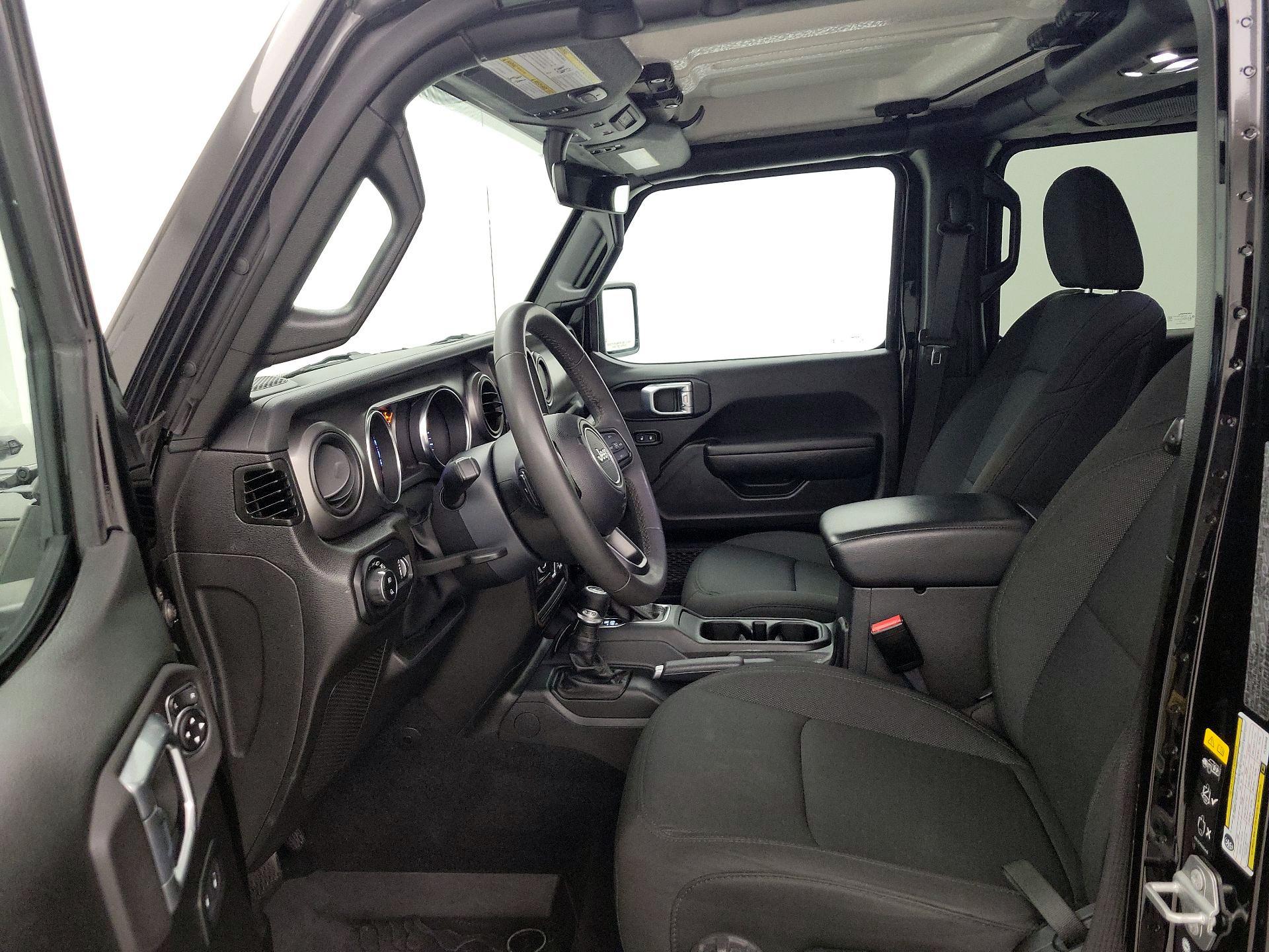 Thumbnail: 2023 Jeep Gladiator - 11