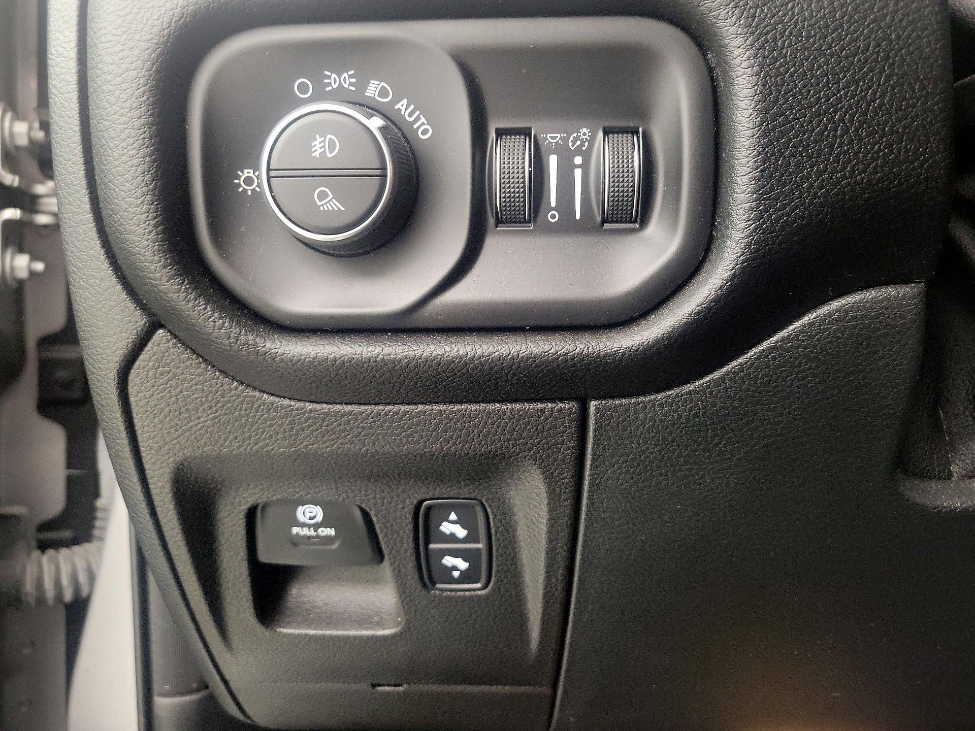 Thumbnail: 2022 RAM 1500 - 13